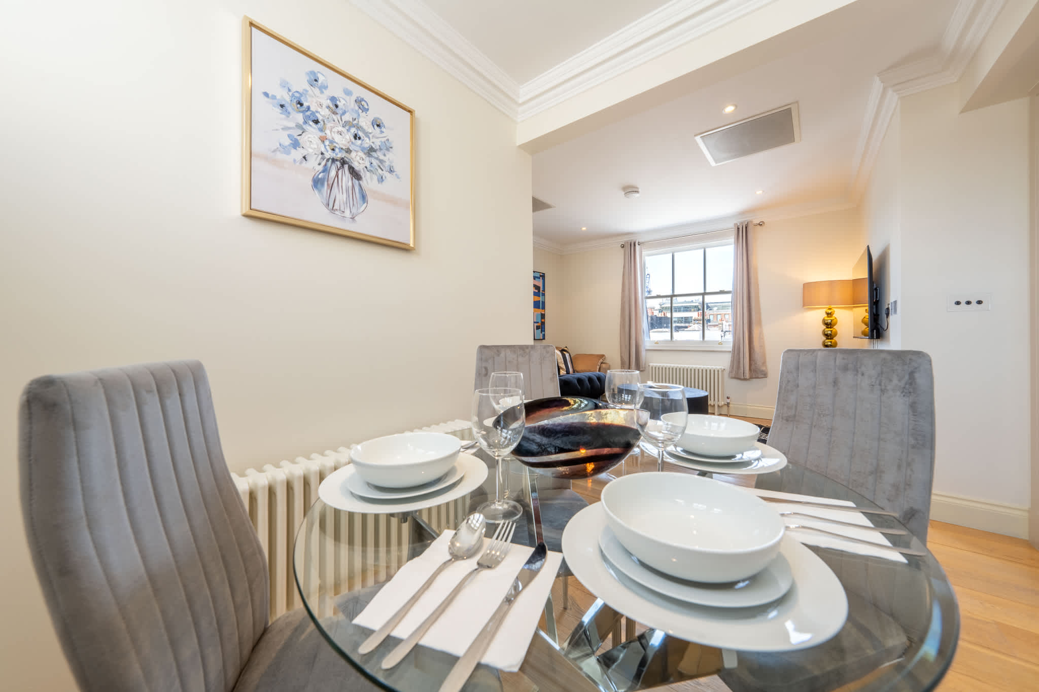 View Luxury Mayfair Apartment Near Hyde Park in Hertford Street W1J Luxury Mayfair Apartment Near Hyde Park in Hertford Street W1J - Property image 19 - VivreStays