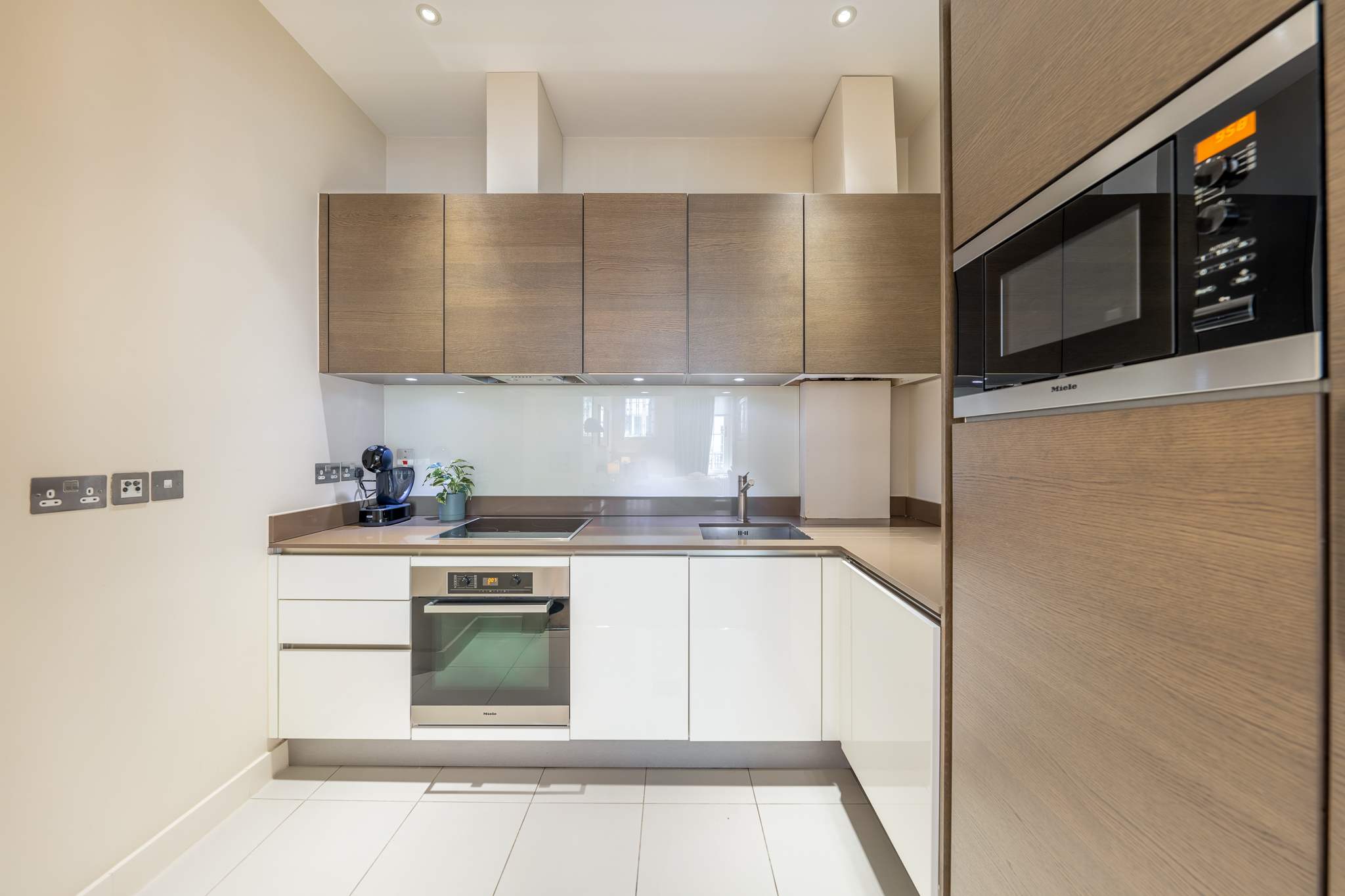 Modern Studio in Mayfair next to Hyde Park in Hertford Street W1J - Property image 11 - VivreStays