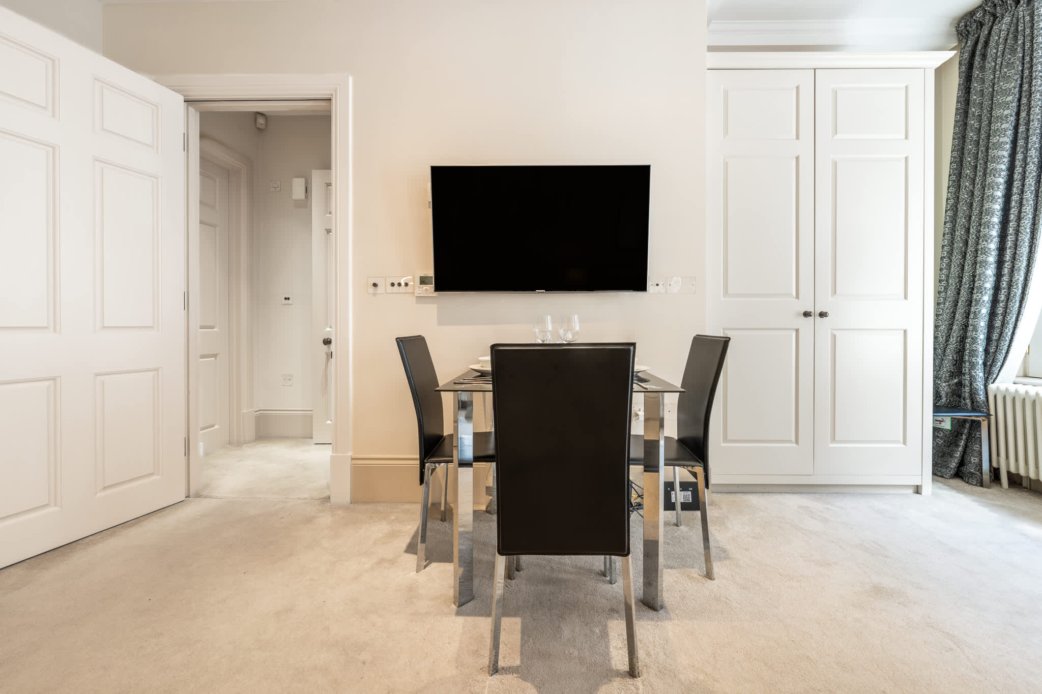 Modern Studio in Mayfair next to Hyde Park in Hertford Street W1J - Property image 6 - VivreStays