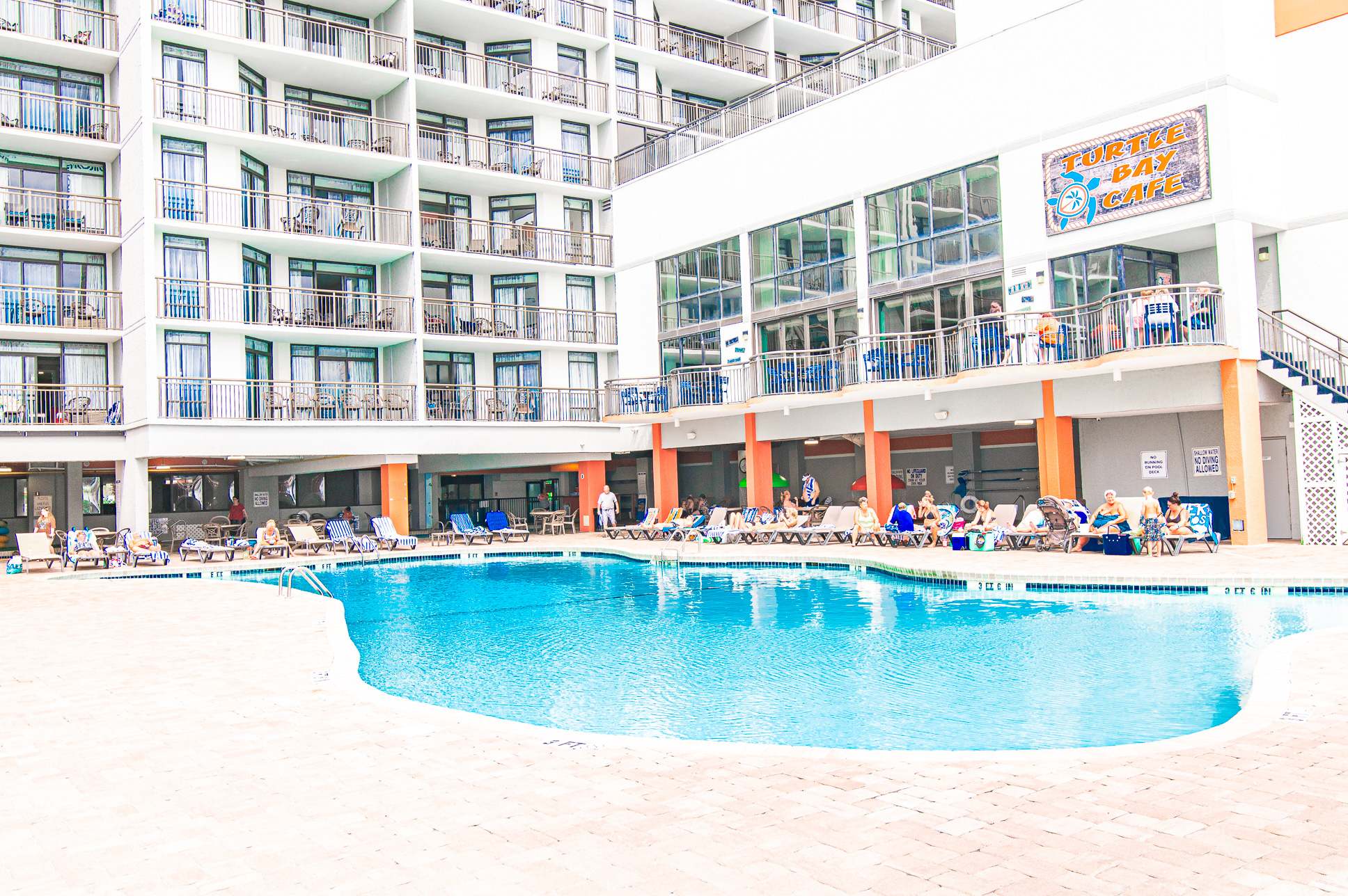 Oceanfront Resort Suite w Lazy River