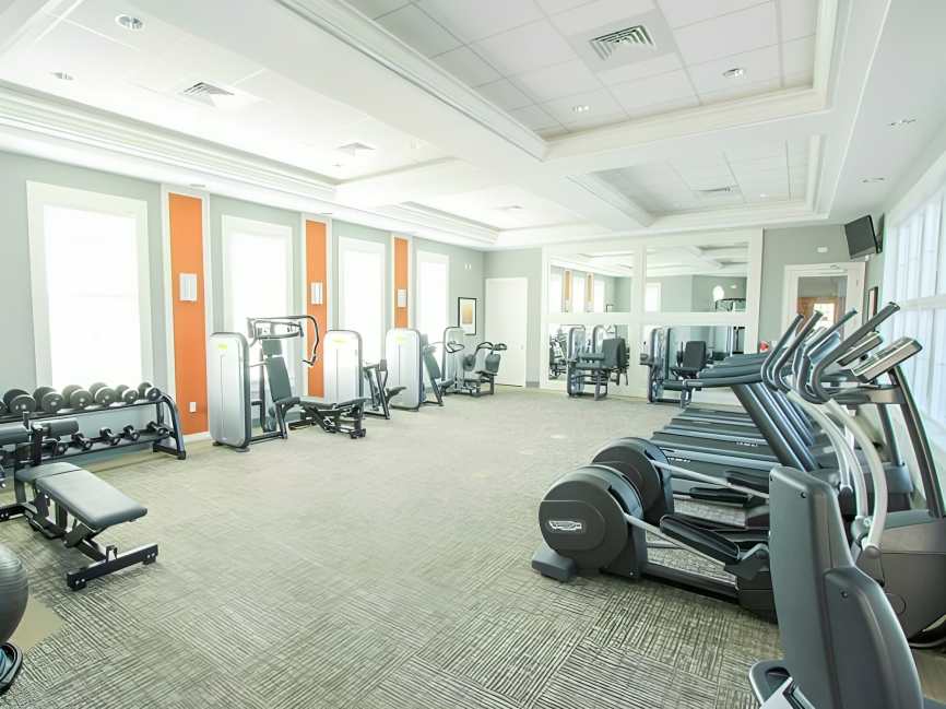 Solterra Resort! Pool & Game Room, 15 MI to Disney