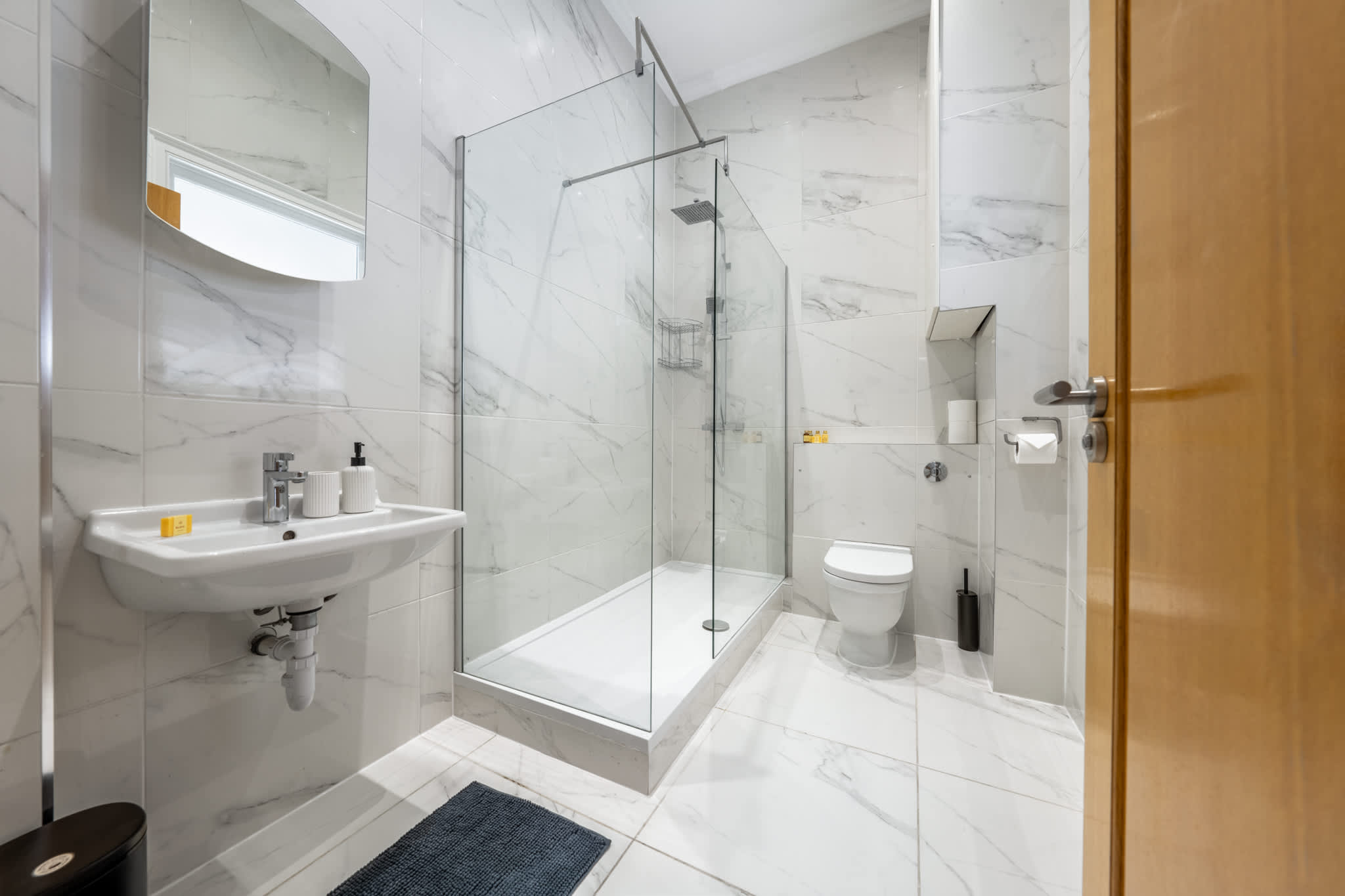 Victorian 2B Apartment in Paddington St in Chilworth Street W2 - Property image 12 - VivreStays
