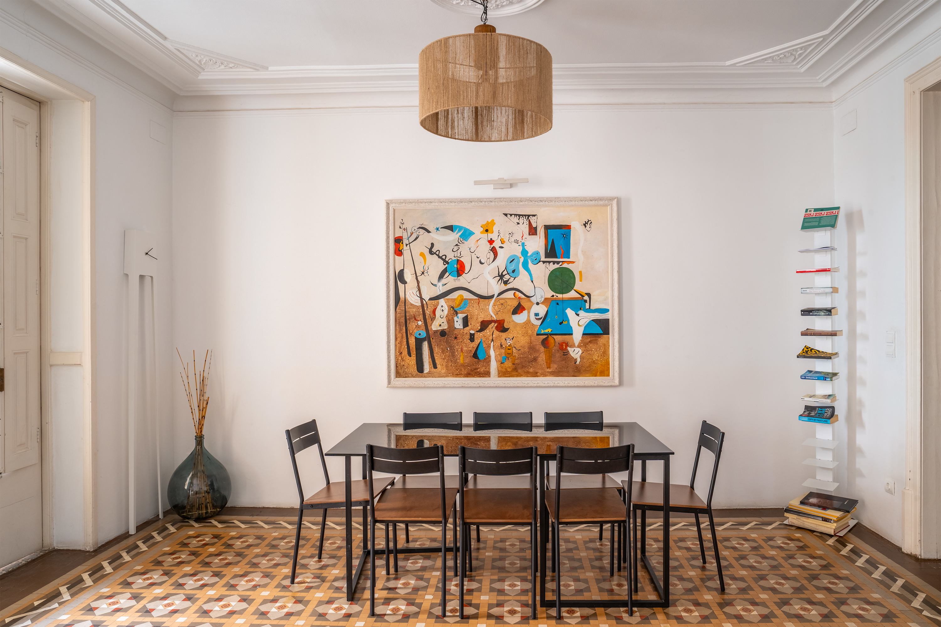 Plaza Urquinaona| Spacious 3BD 2.5BTH Catalan home β Barcelona, Catalunya β vacation rental