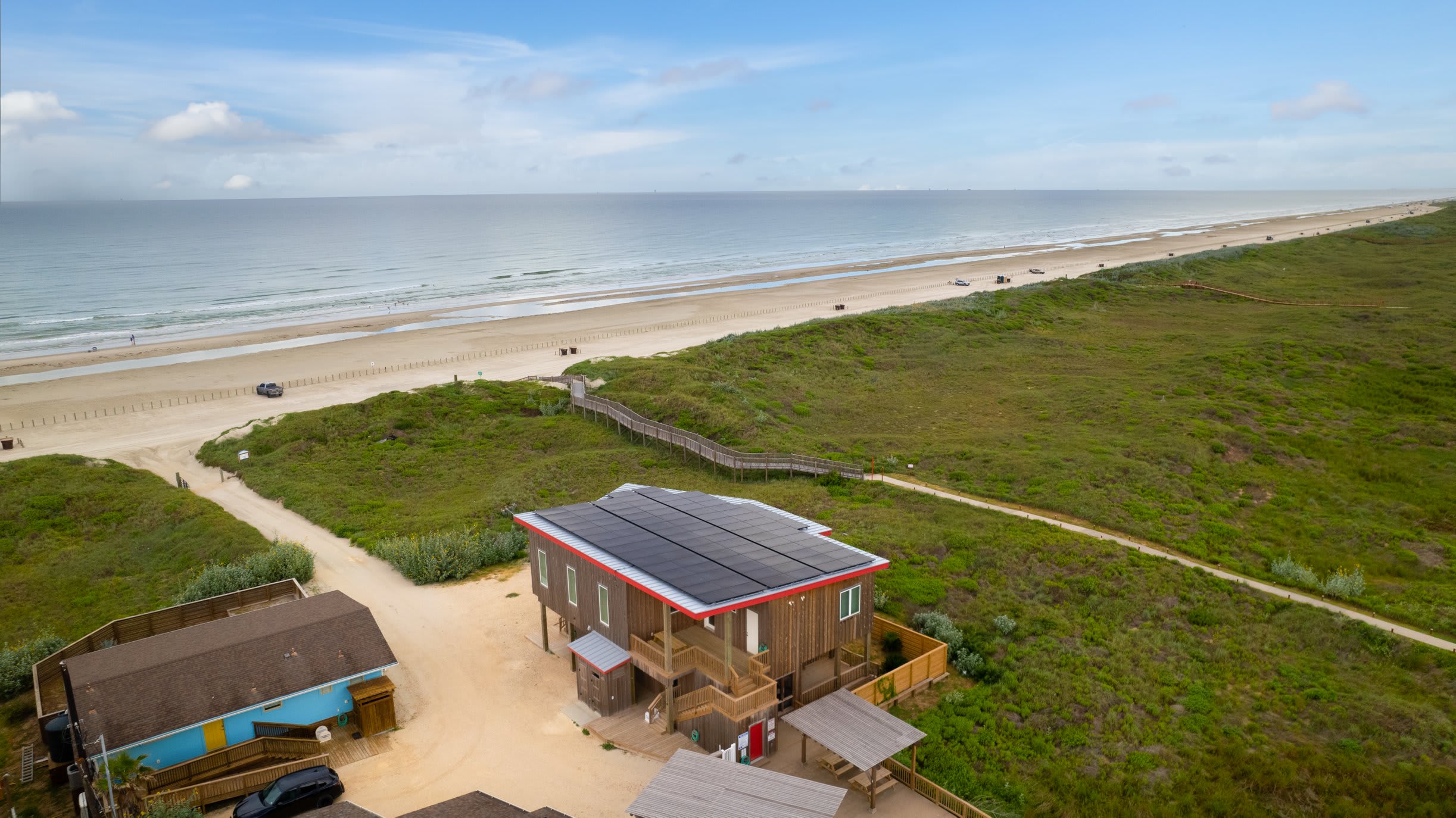 Golf Cart Included, Beach Access | The Outlook