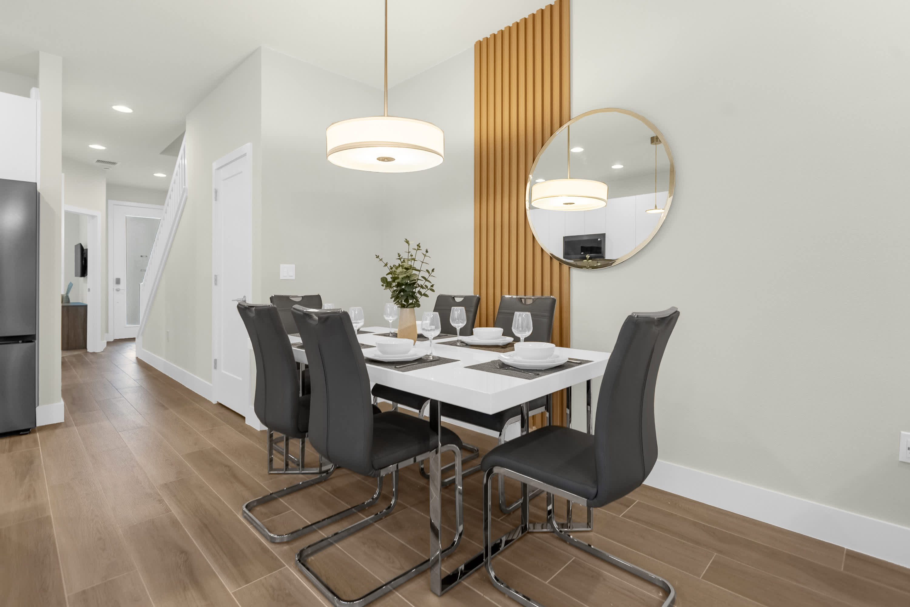 Upstay Modern Family Townhome with Pool Patio 3