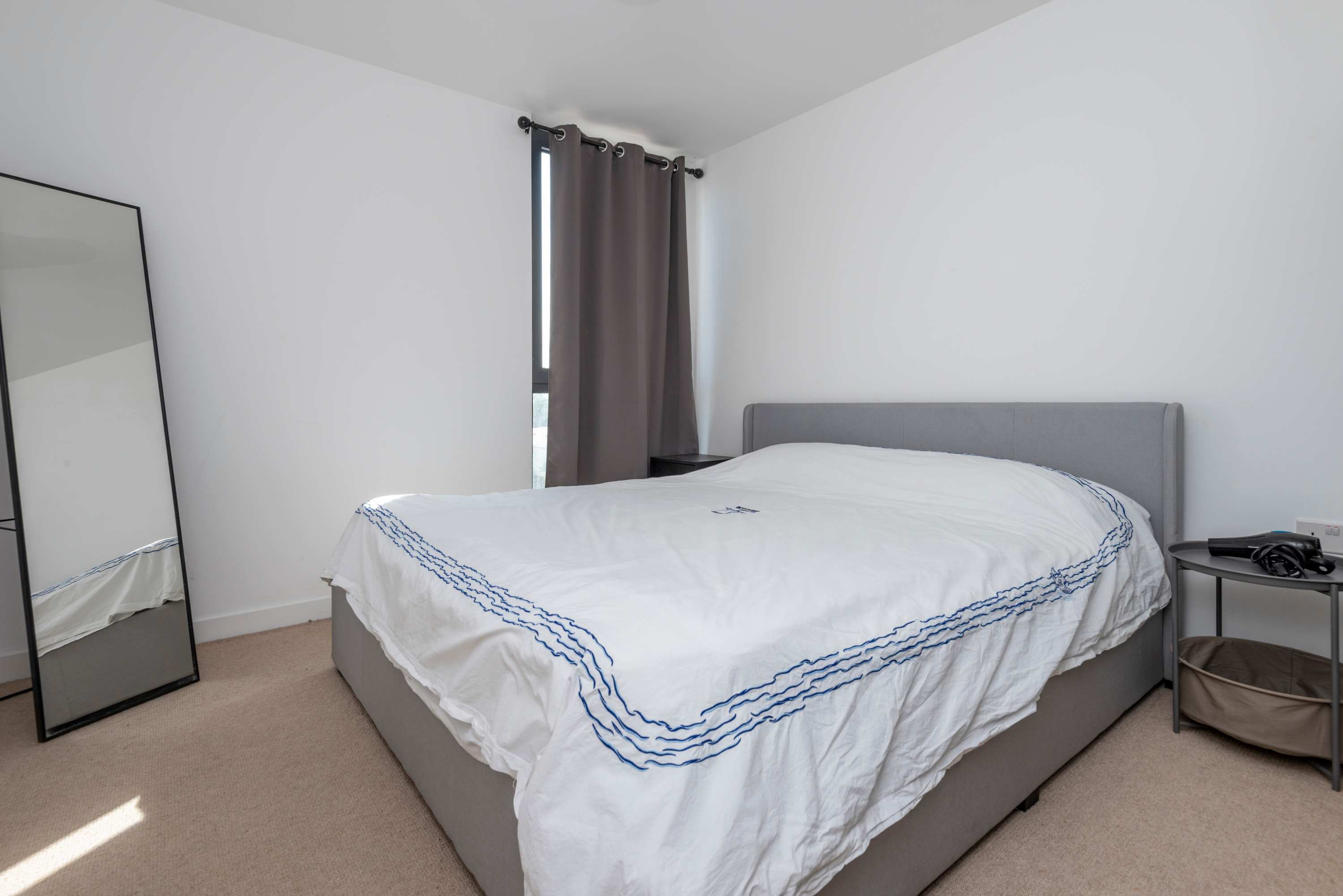 Brand-new contemporary flat in Bermondsey in London — photo 3