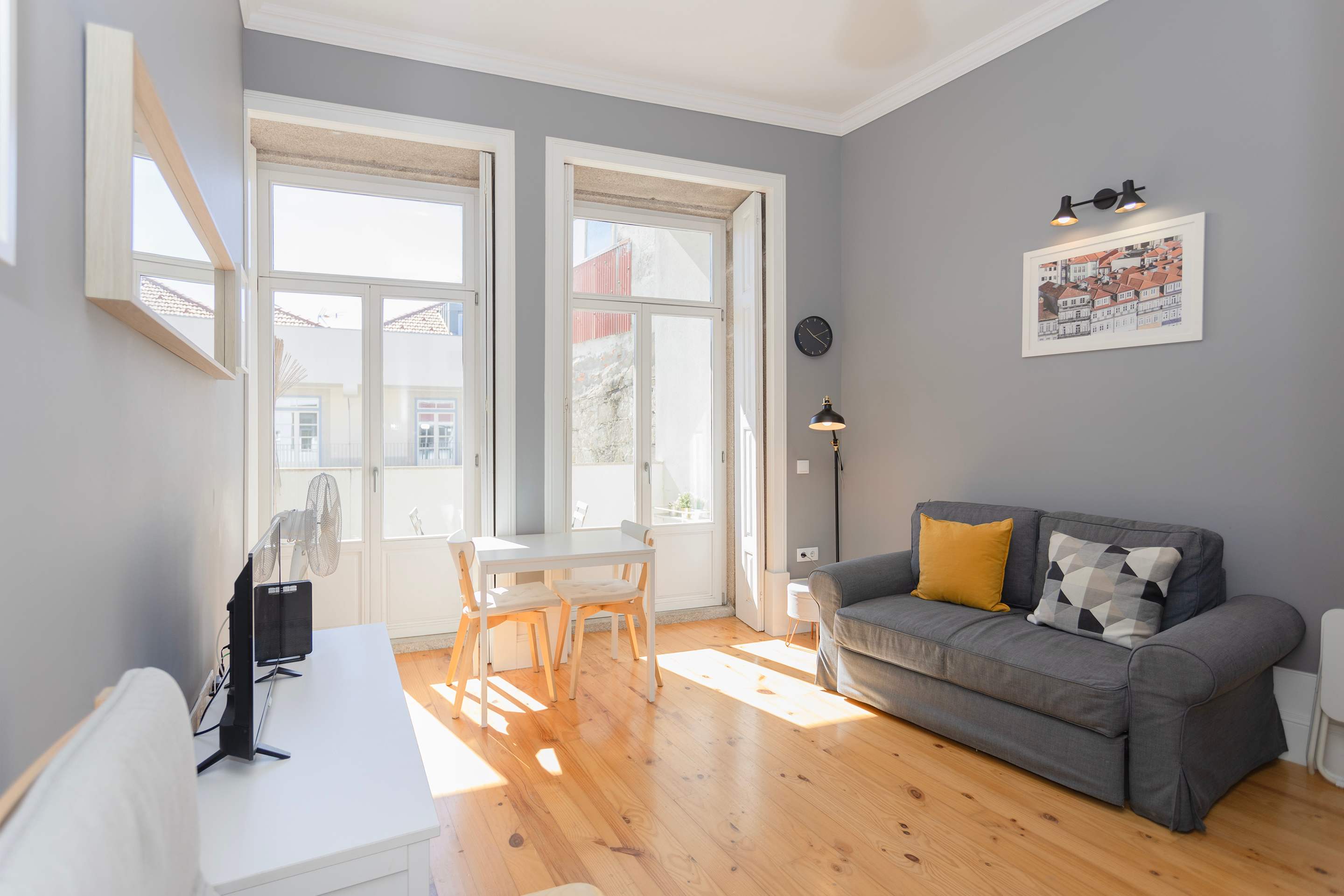 Liiiving in Porto - Silver Light Apartment β Porto, Porto β vacation rental