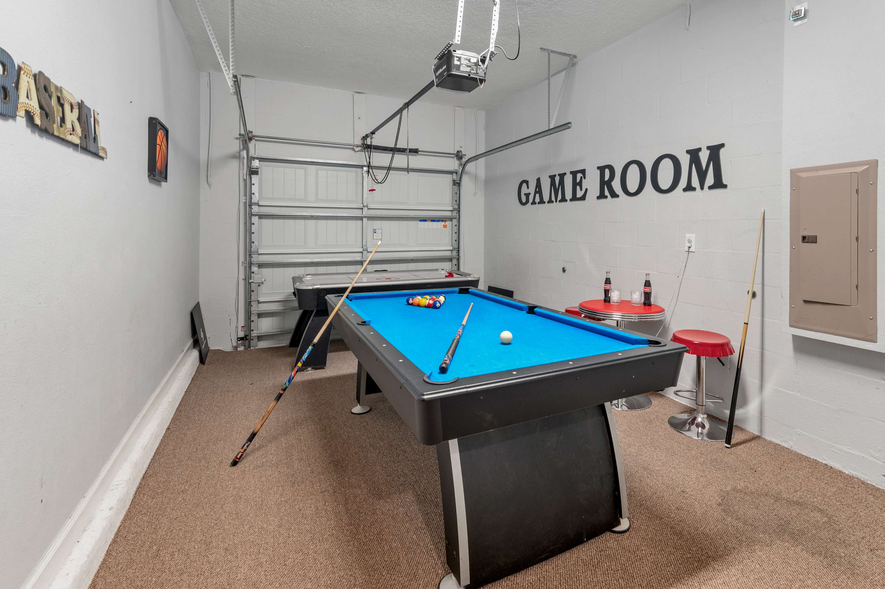 Heated Pool, Game Room, Lazy River, Waterpark