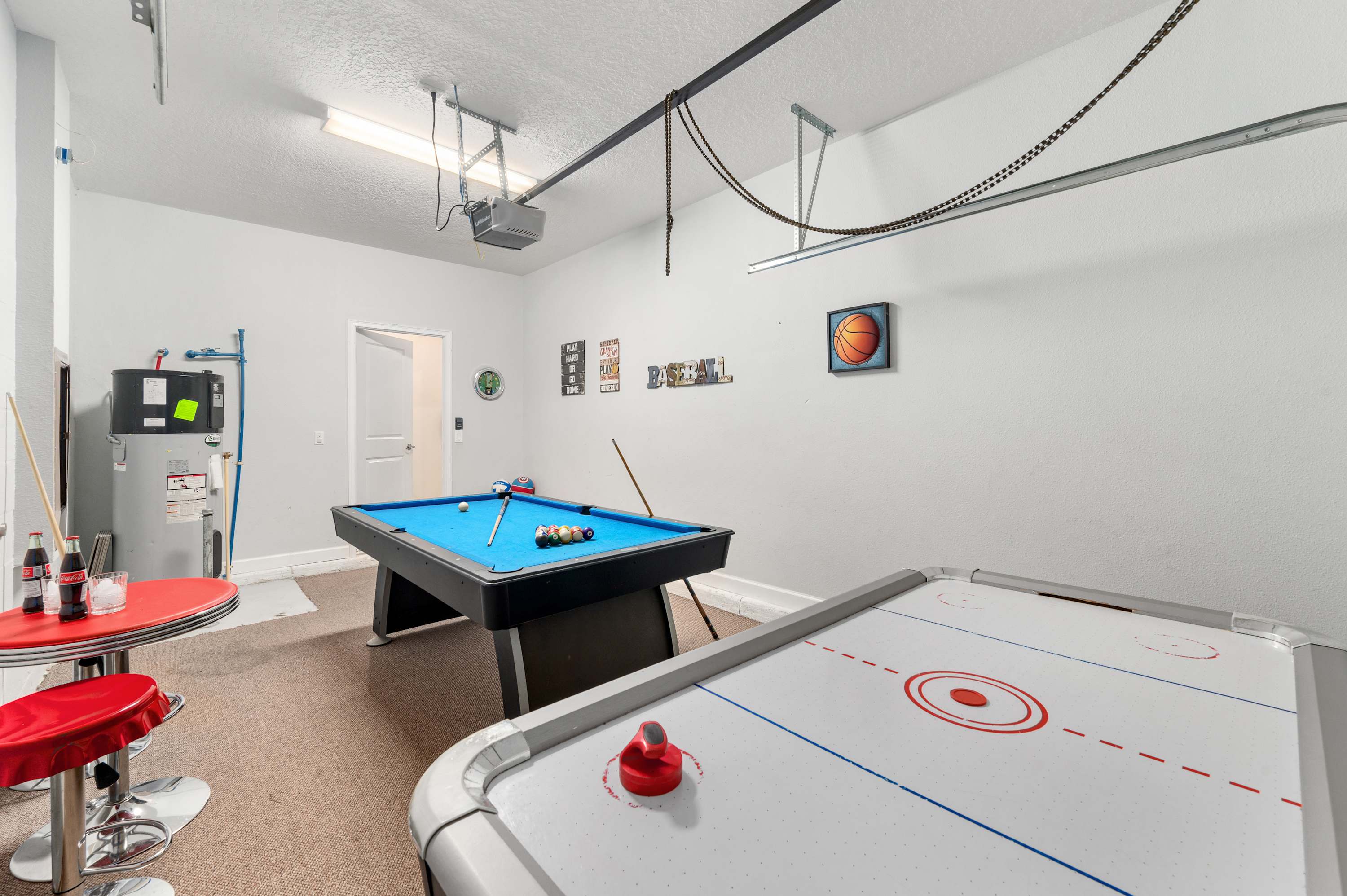 Heated Pool, Game Room, Lazy River, Waterpark