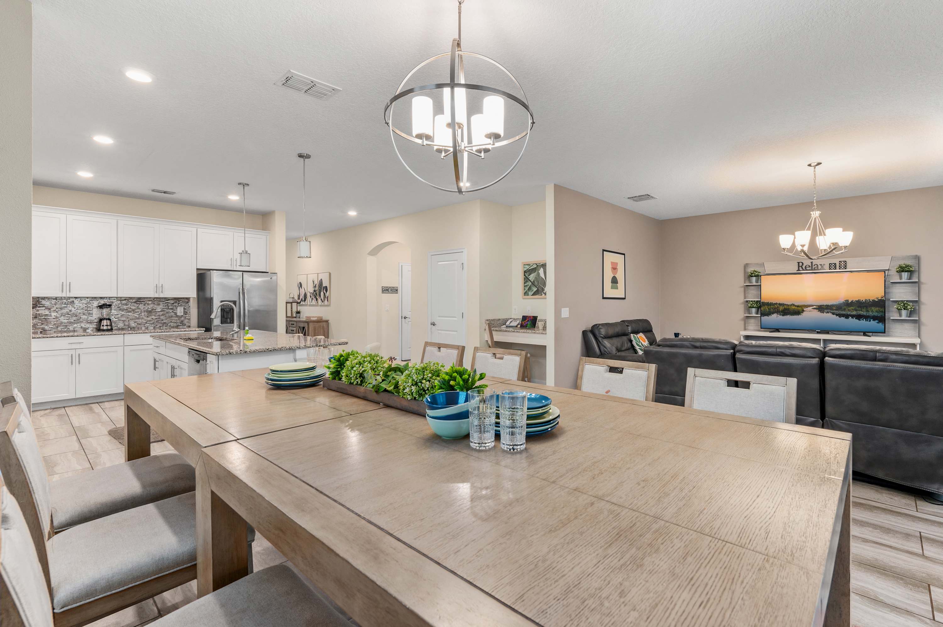 Heated Pool, Game Room, Lazy River, Waterpark