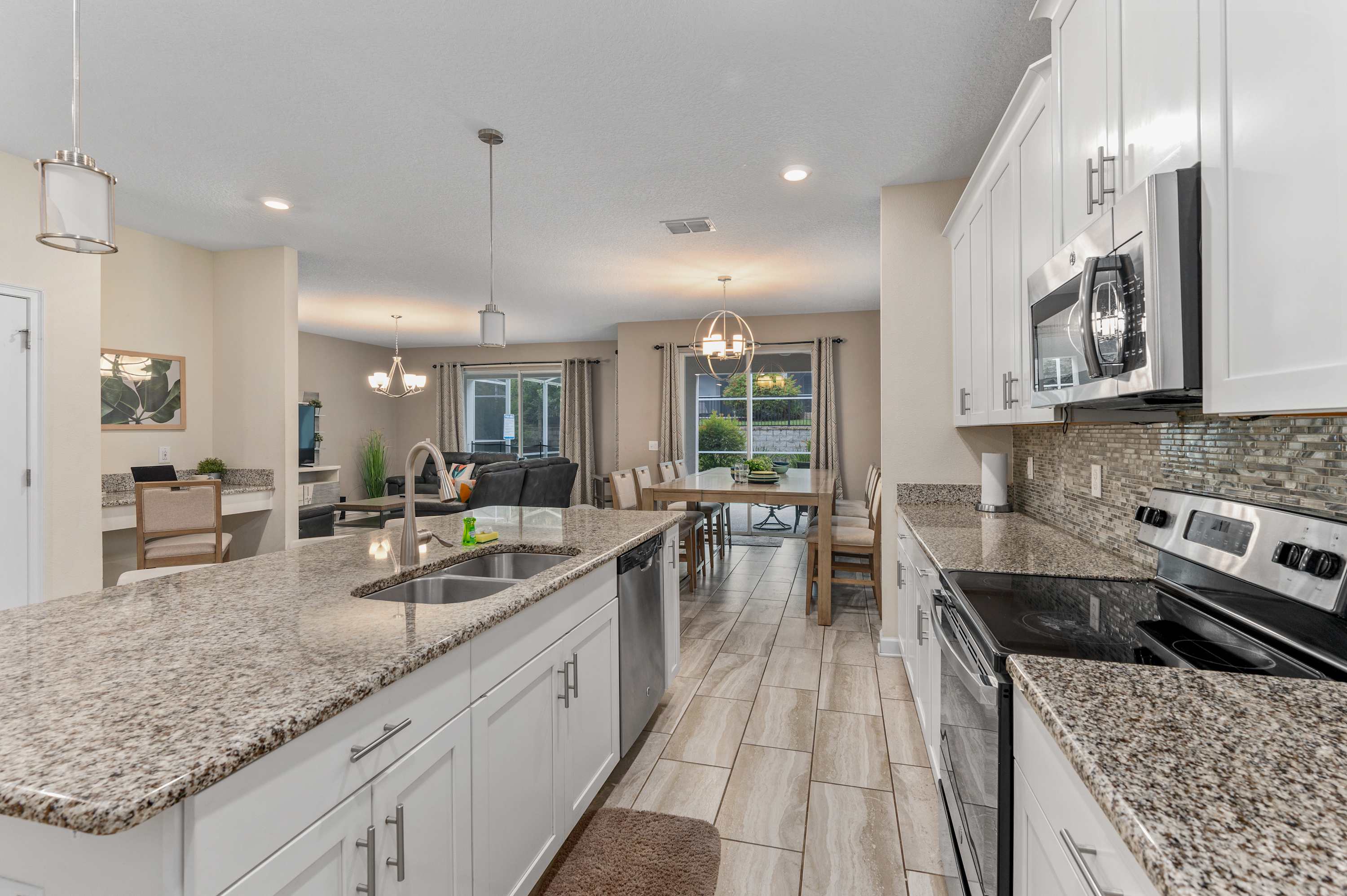 Heated Pool, Game Room, Lazy River, Waterpark