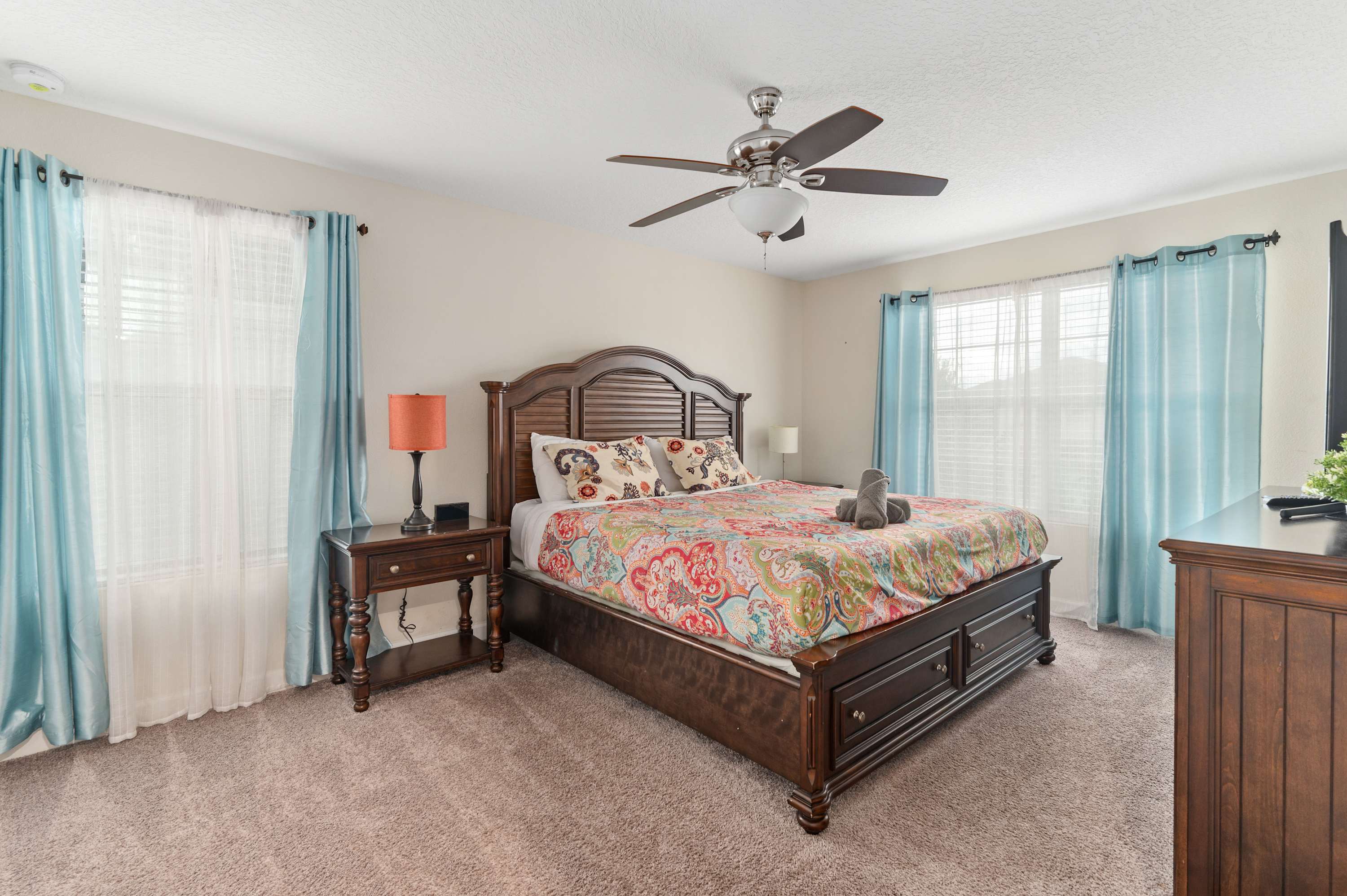 Heated Pool, Game Room, Lazy River, Waterpark