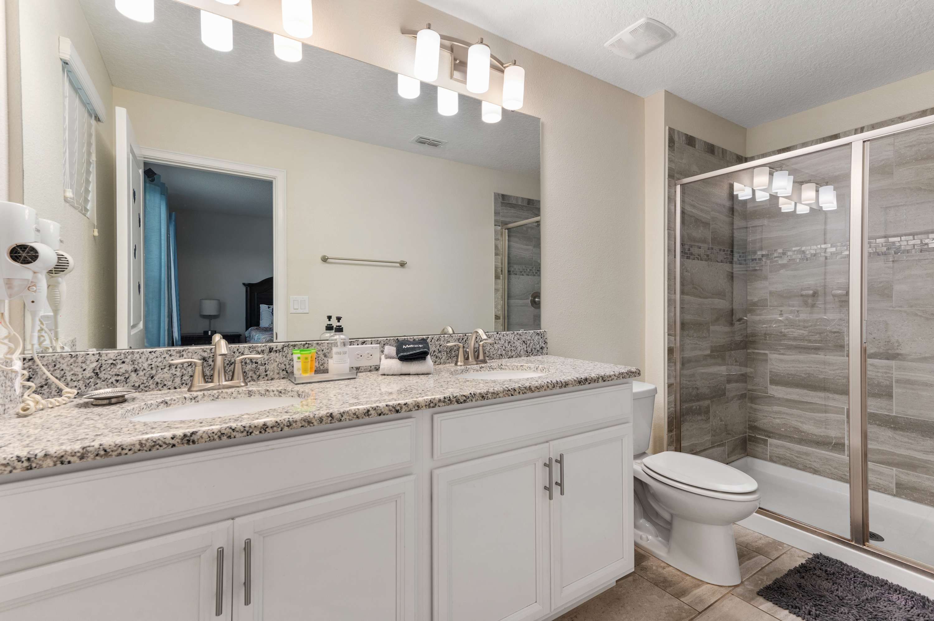 Heated Pool, Game Room, Lazy River, Waterpark