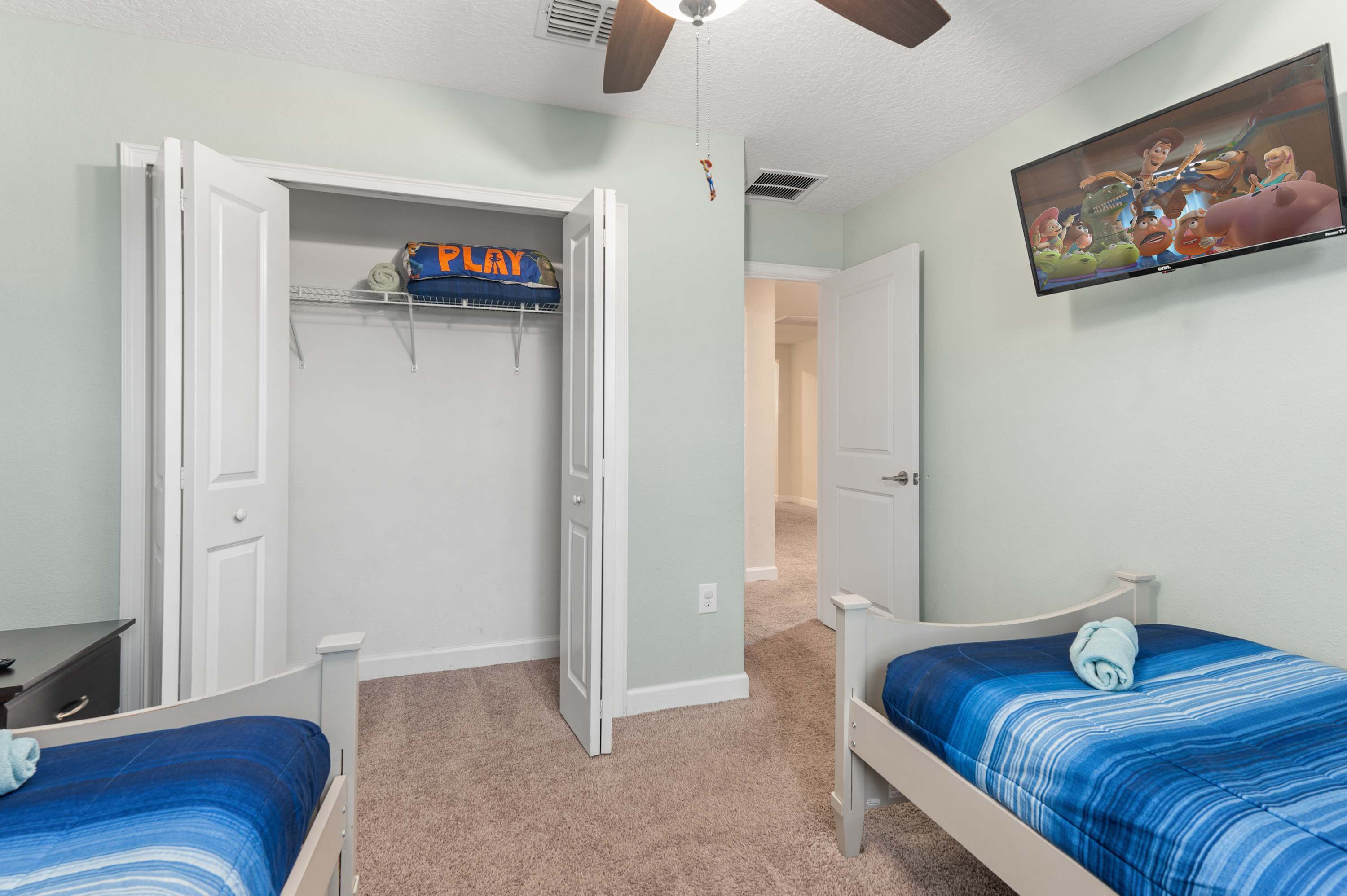 Heated Pool, Game Room, Lazy River, Waterpark