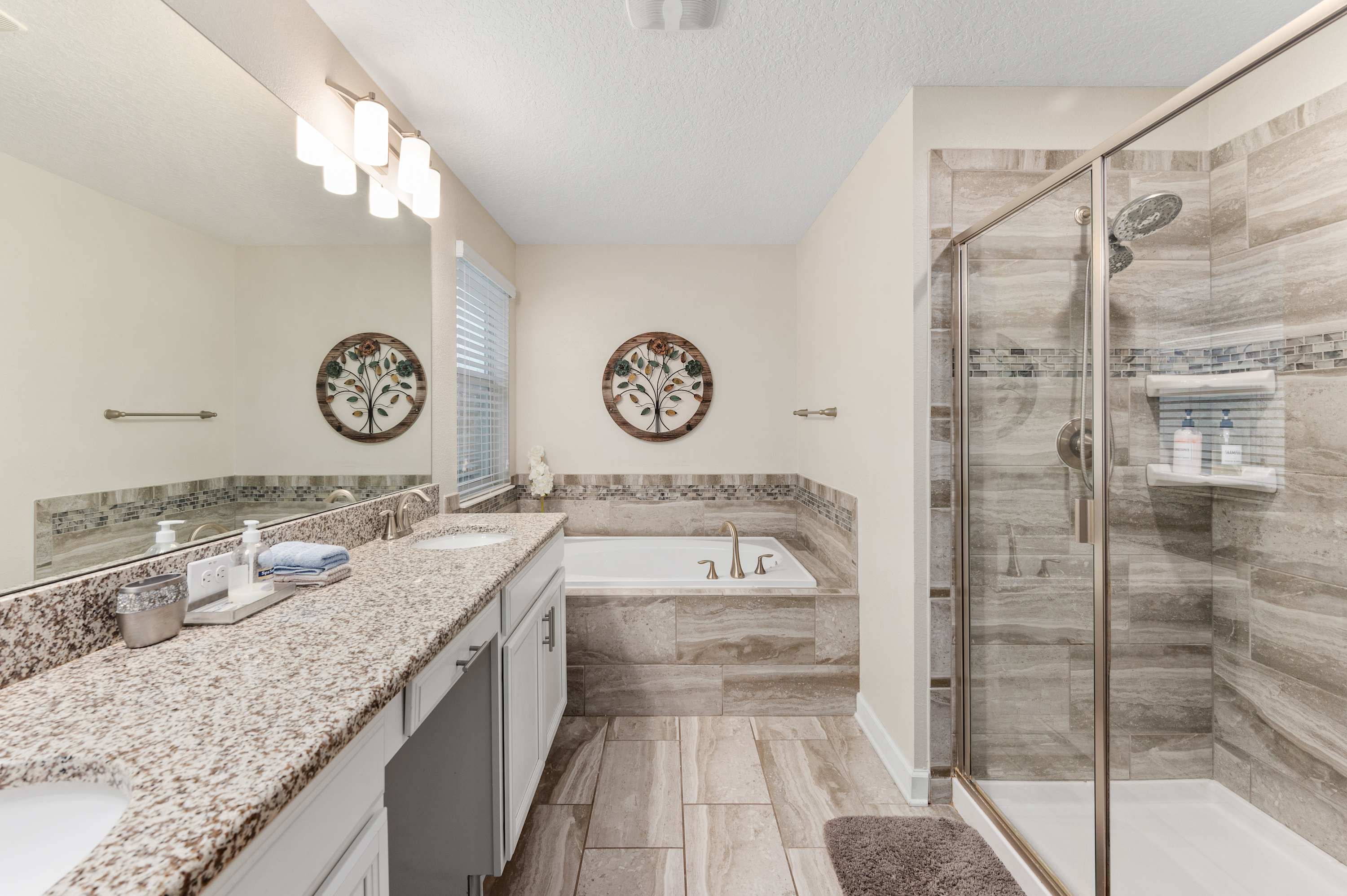 Heated Pool, Game Room, Lazy River, Waterpark