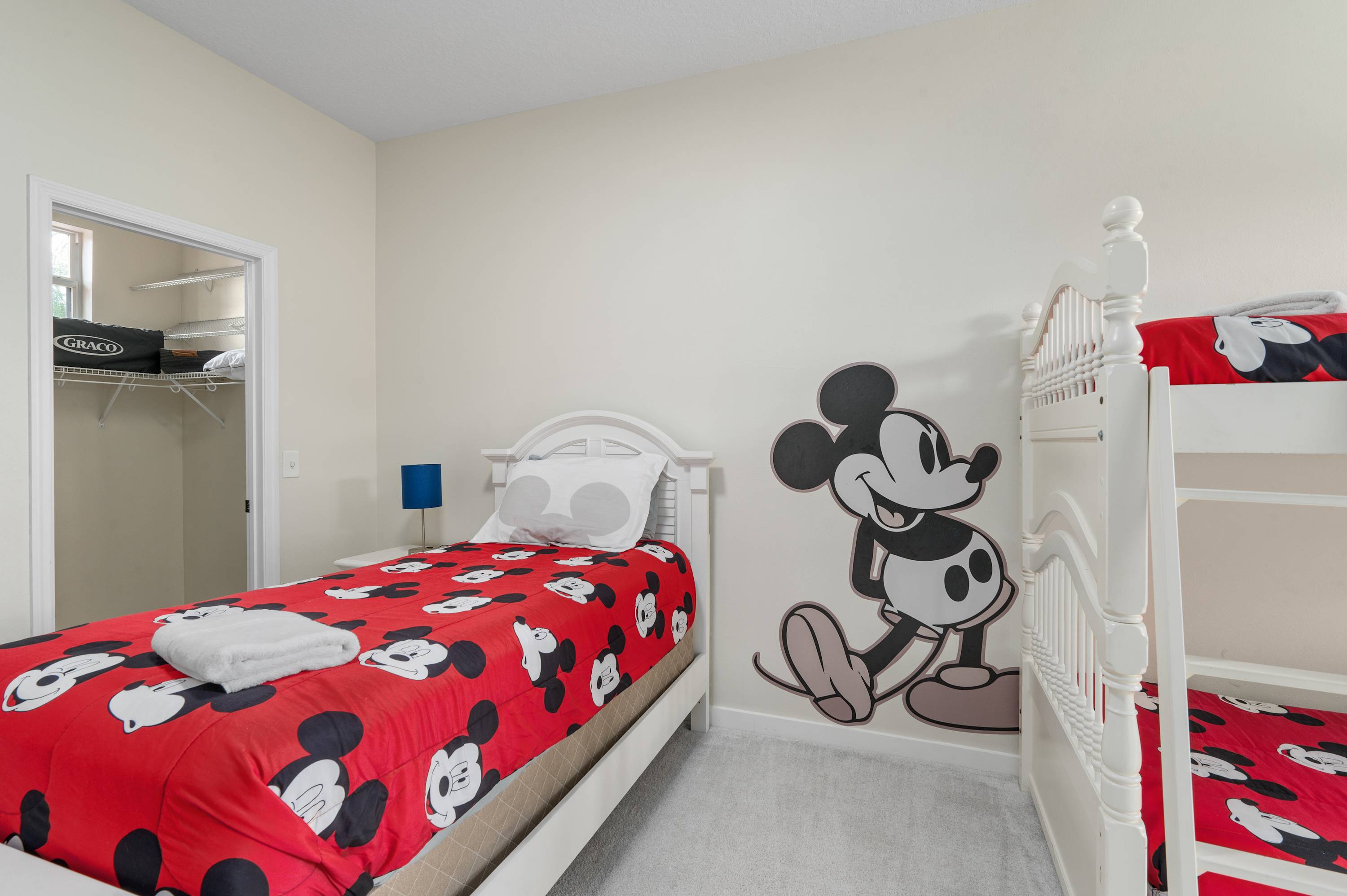 Townhome w/heated pool & game room