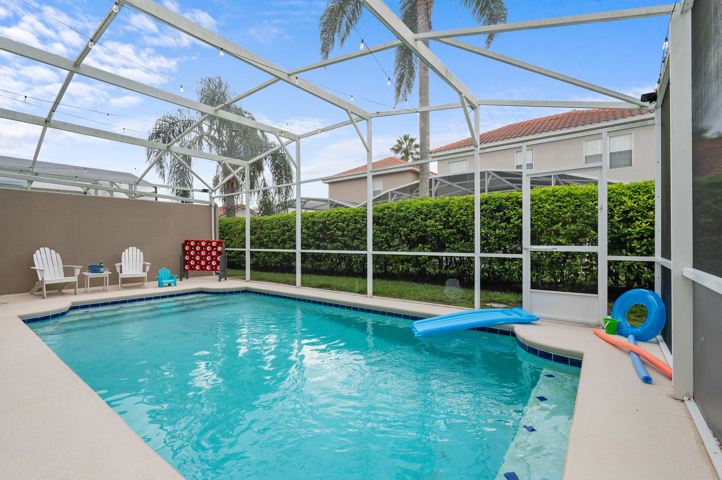 Townhome w/heated pool & game room