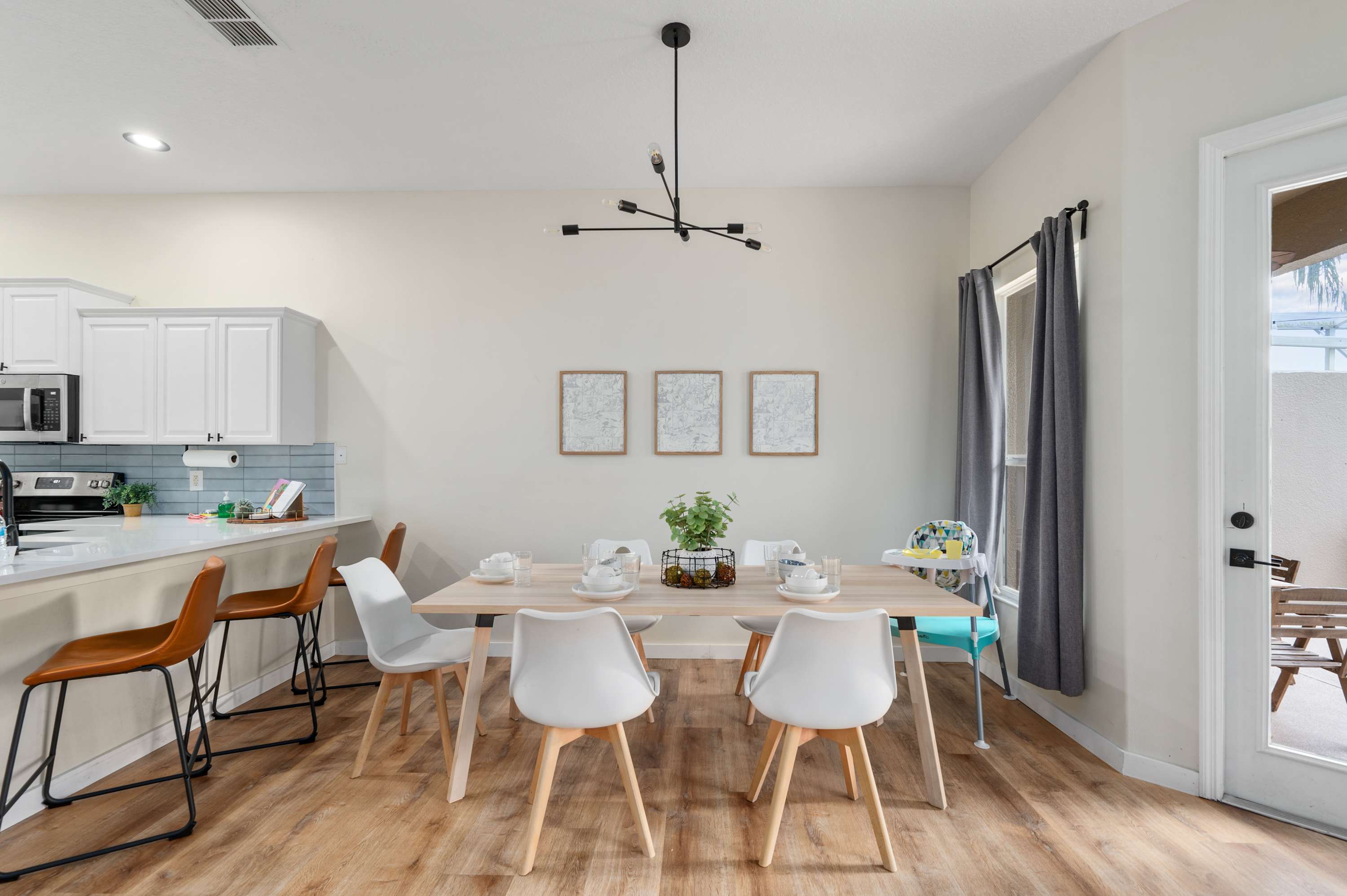 Townhome w/heated pool & game room