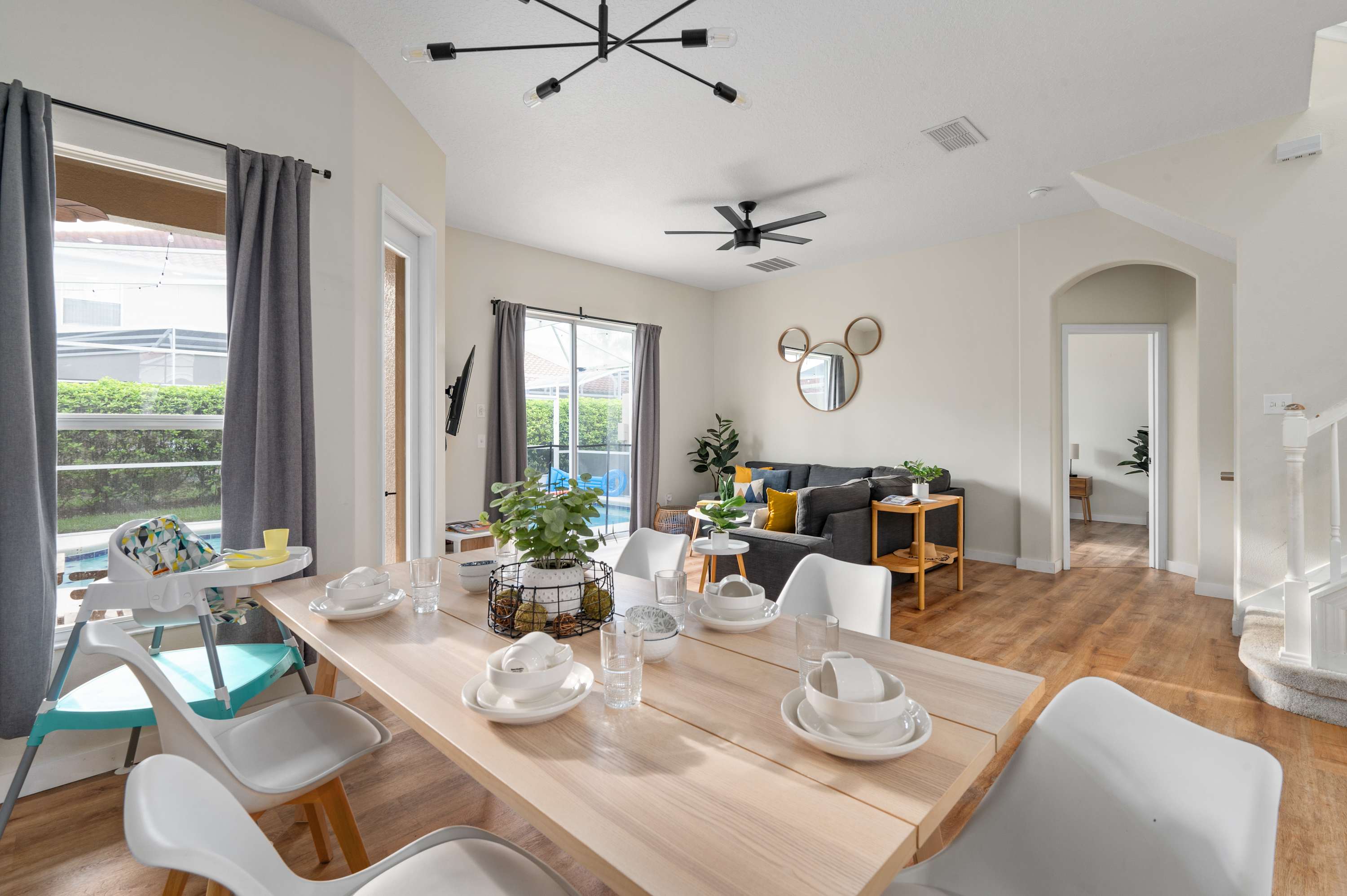 Townhome w/heated pool & game room