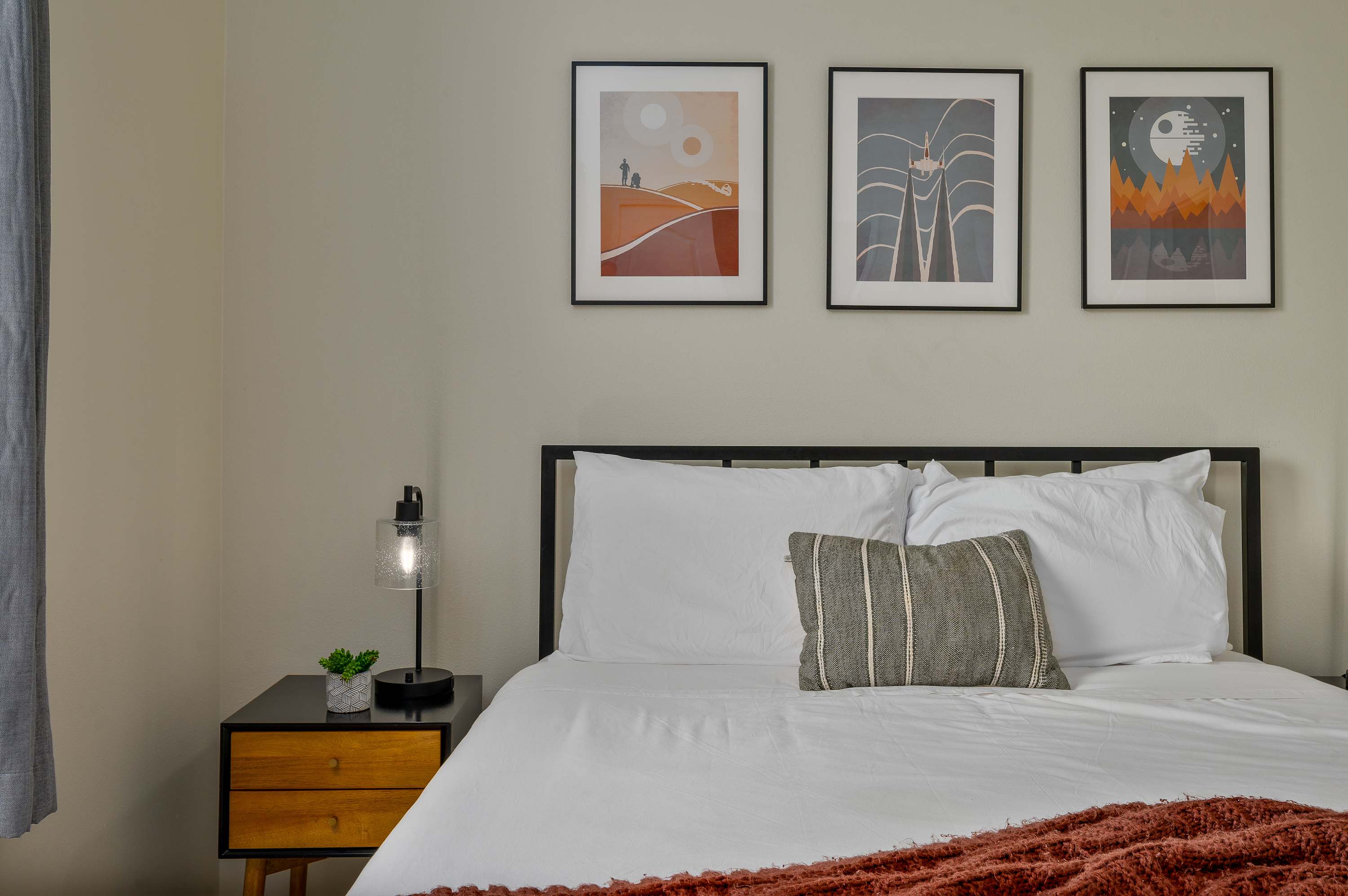 Townhome w/heated pool & game room