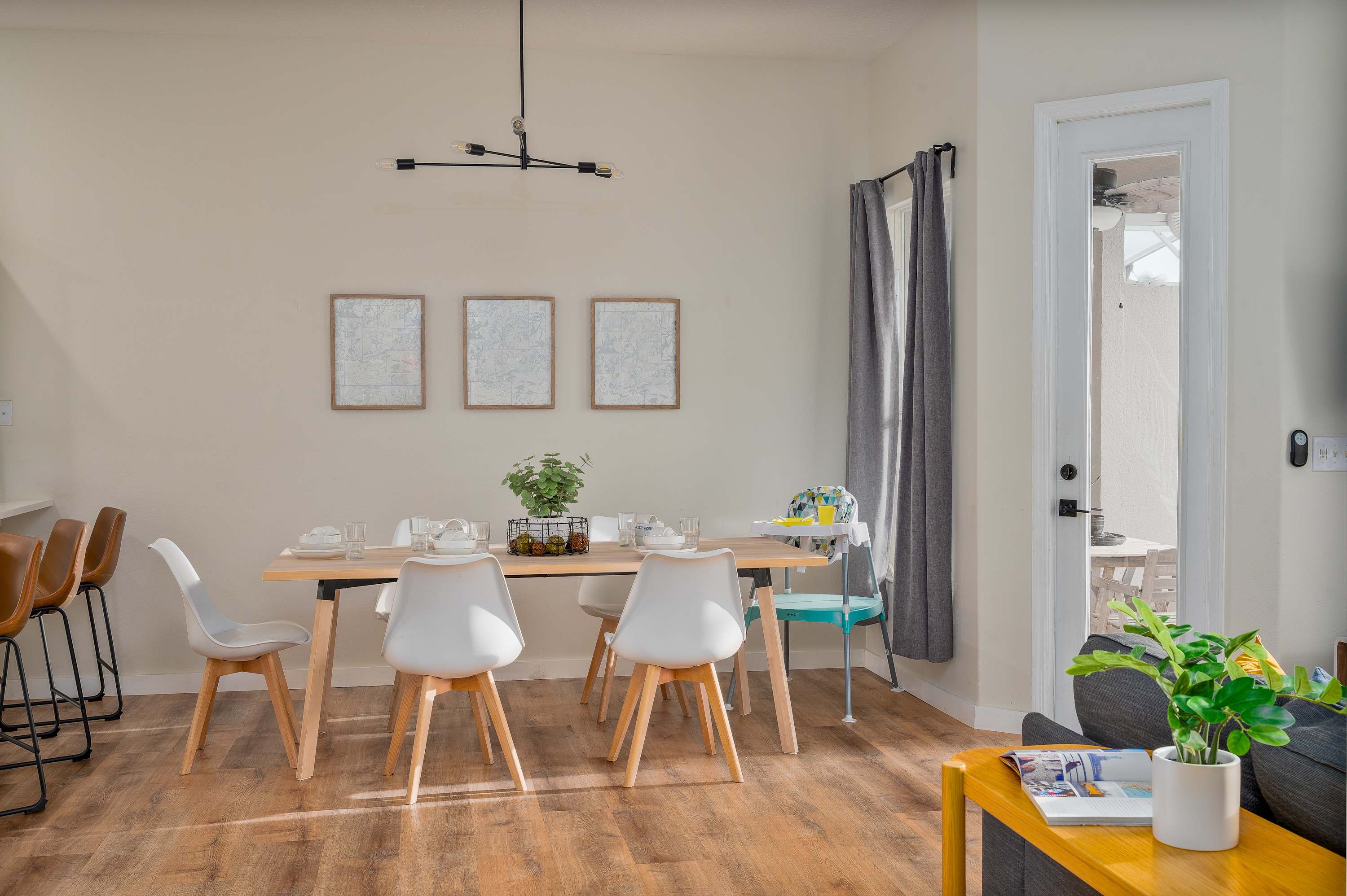 Townhome w/heated pool & game room