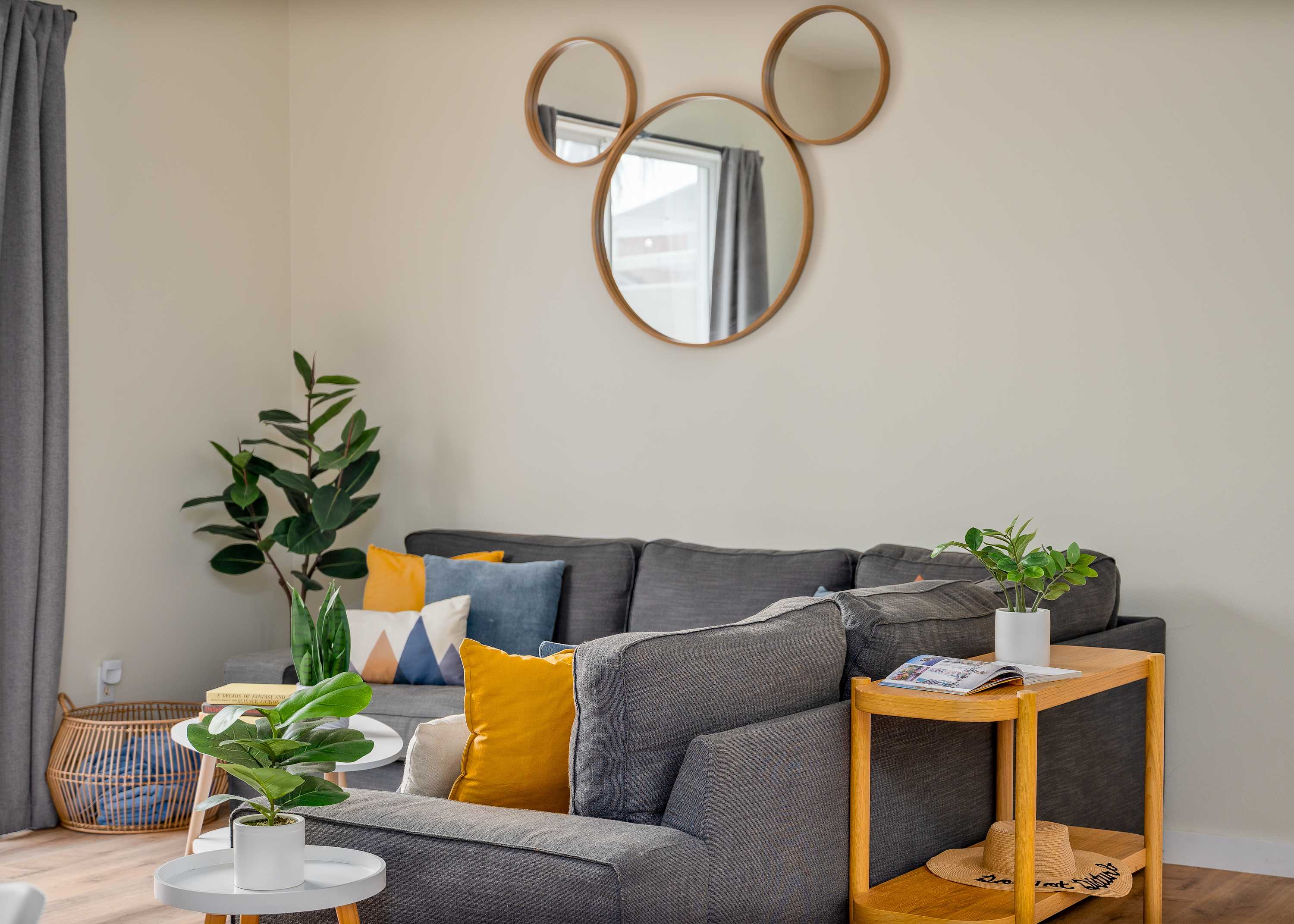 Townhome w/heated pool & game room