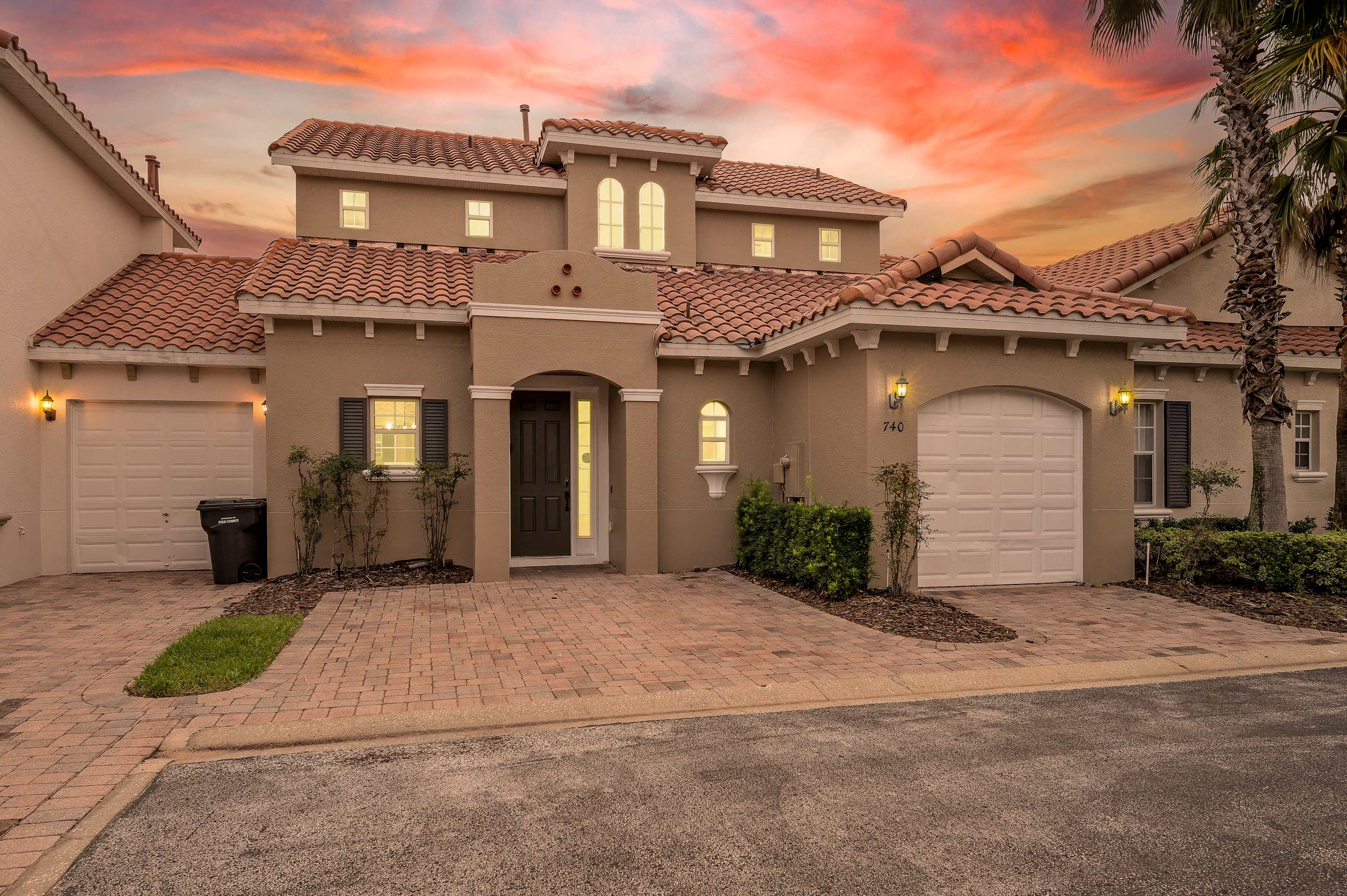 Townhome w/heated pool & game room