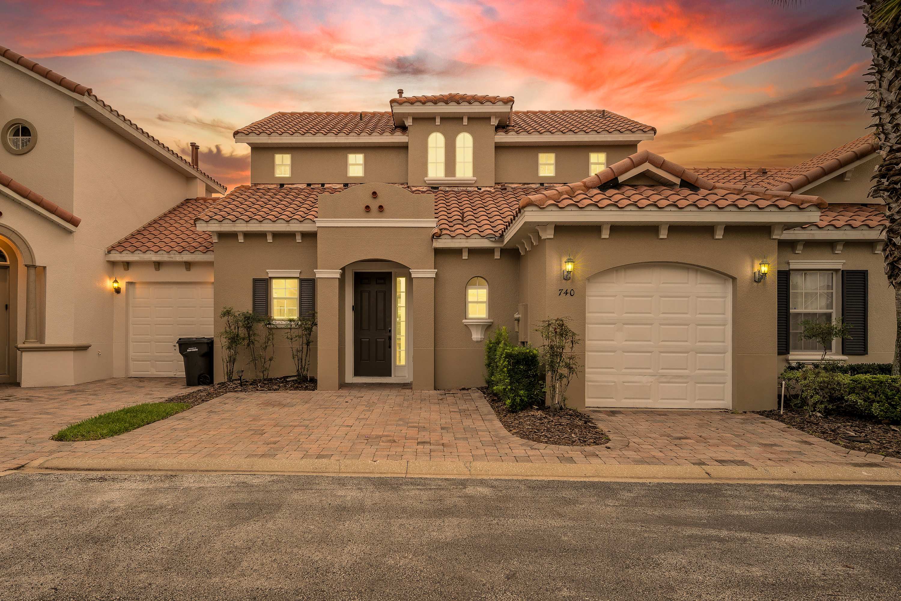 Townhome w/heated pool & game room