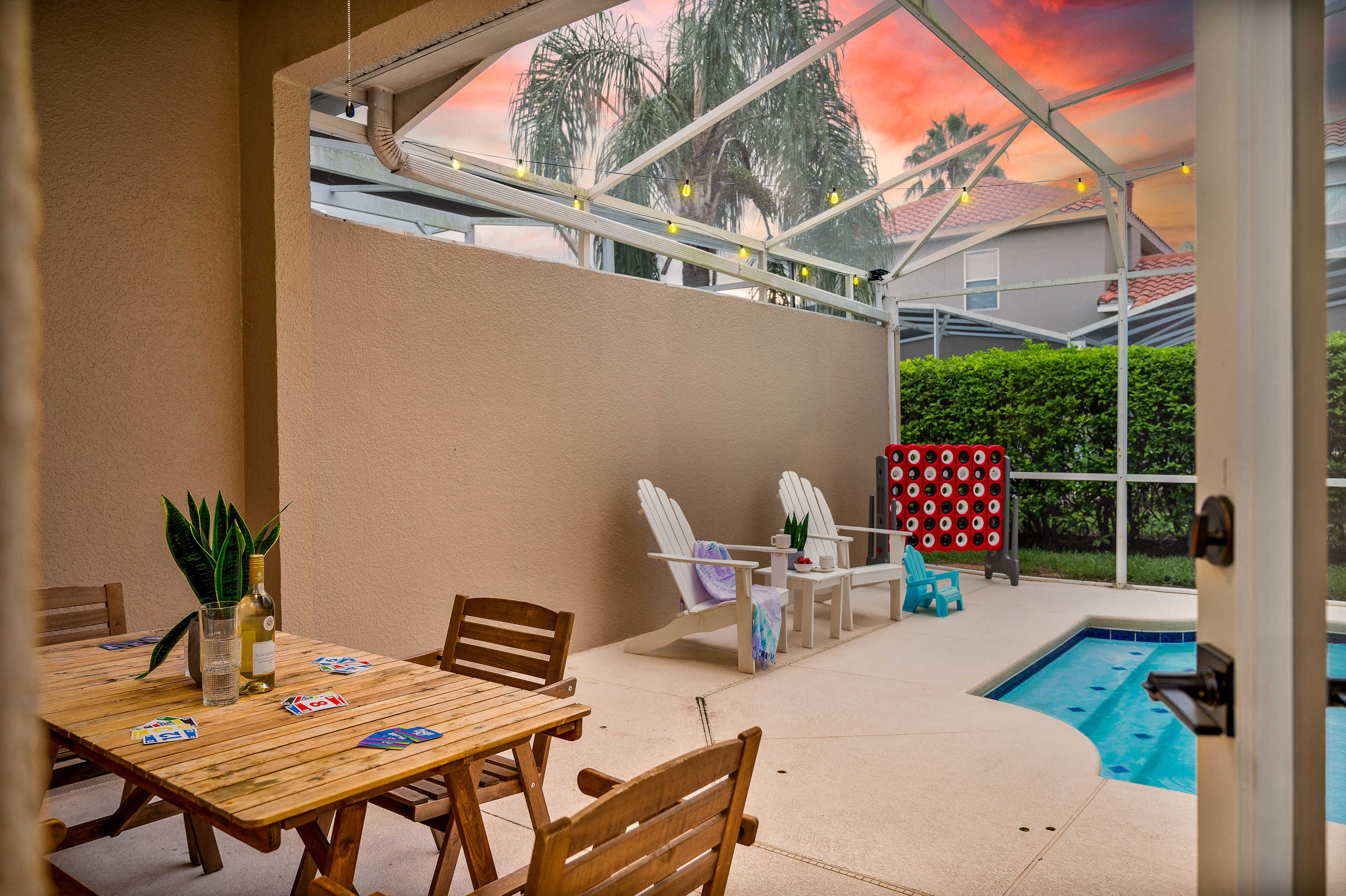 Townhome w/heated pool & game room