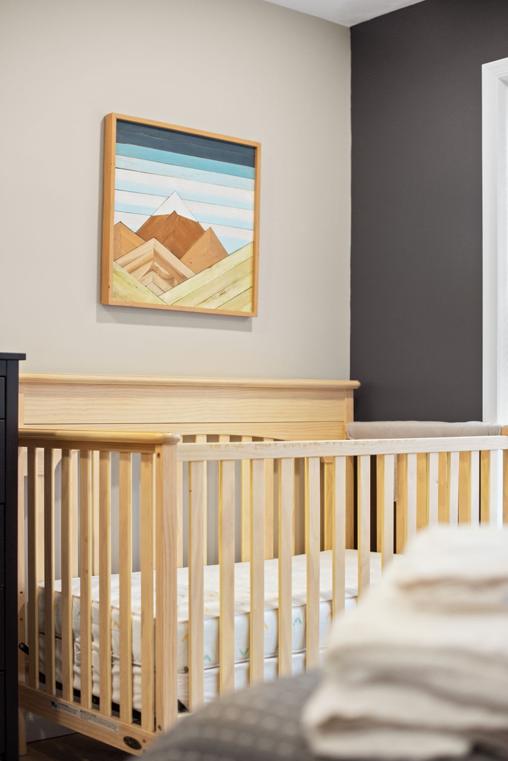 Thoughtfully designed with a cozy crib, this space ensures even the youngest guests have a comfortable and restful stay, making it ideal for family-friendly getaways.