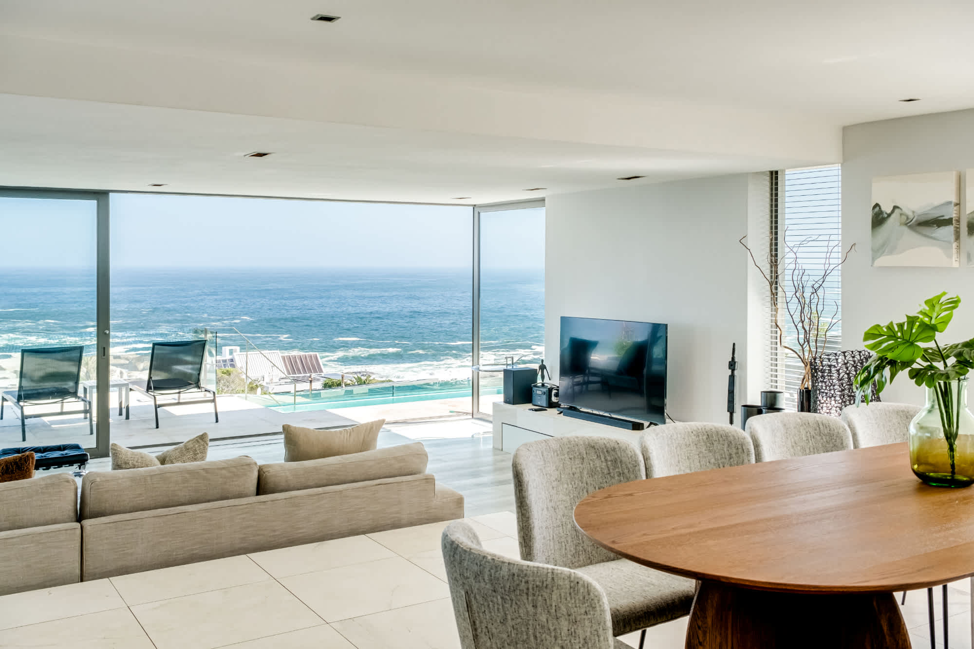 Admire the Panoramic Views at Blue Ocean Penthouse 7