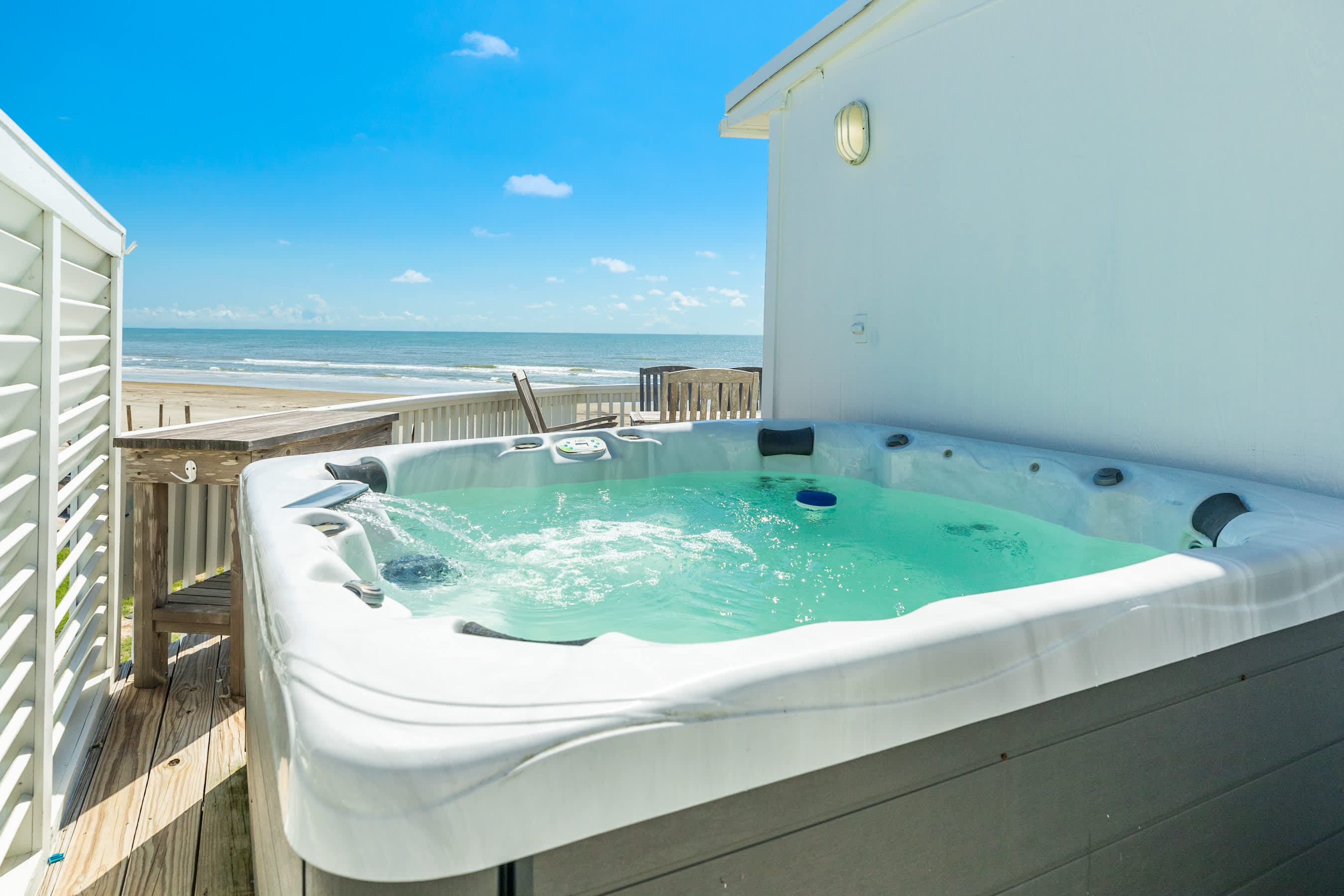 Good Life Easy Beach Access Gulf Views Hot Tub 3