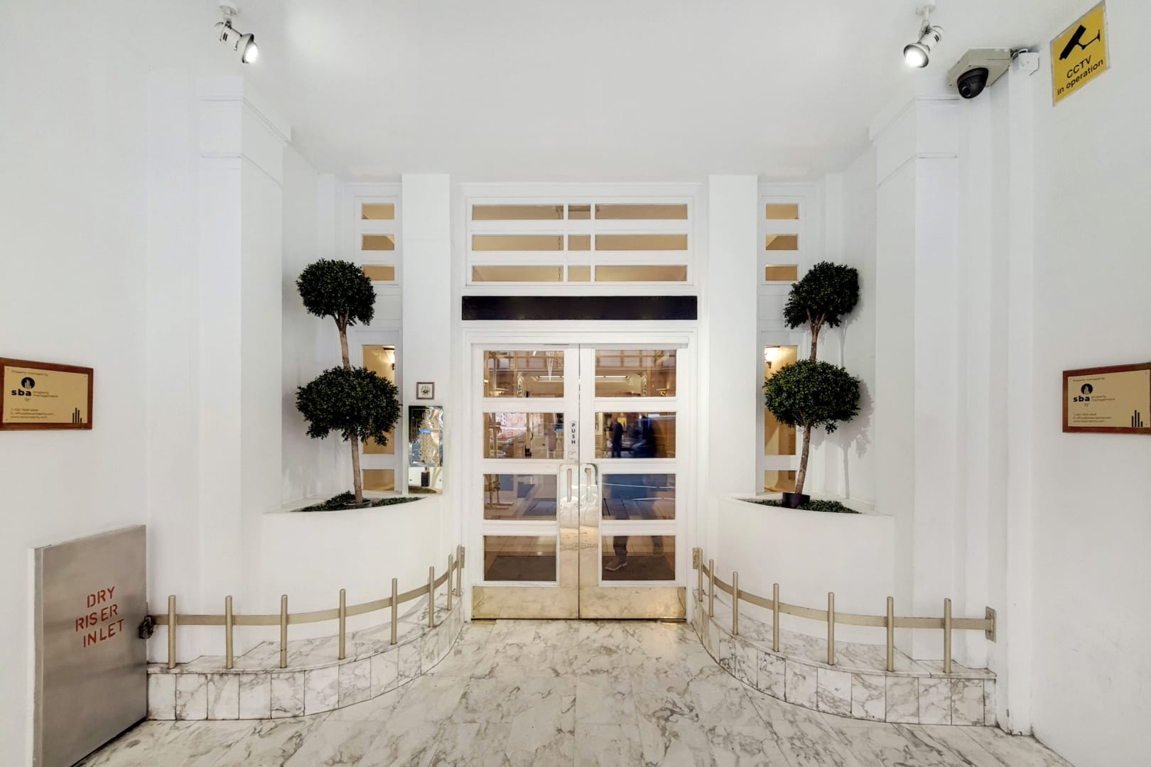 Spacious Knightsbridge Apartment Near Harrods in Brompton Road 88 SW3 1ES - Property image 14 - VivreStays