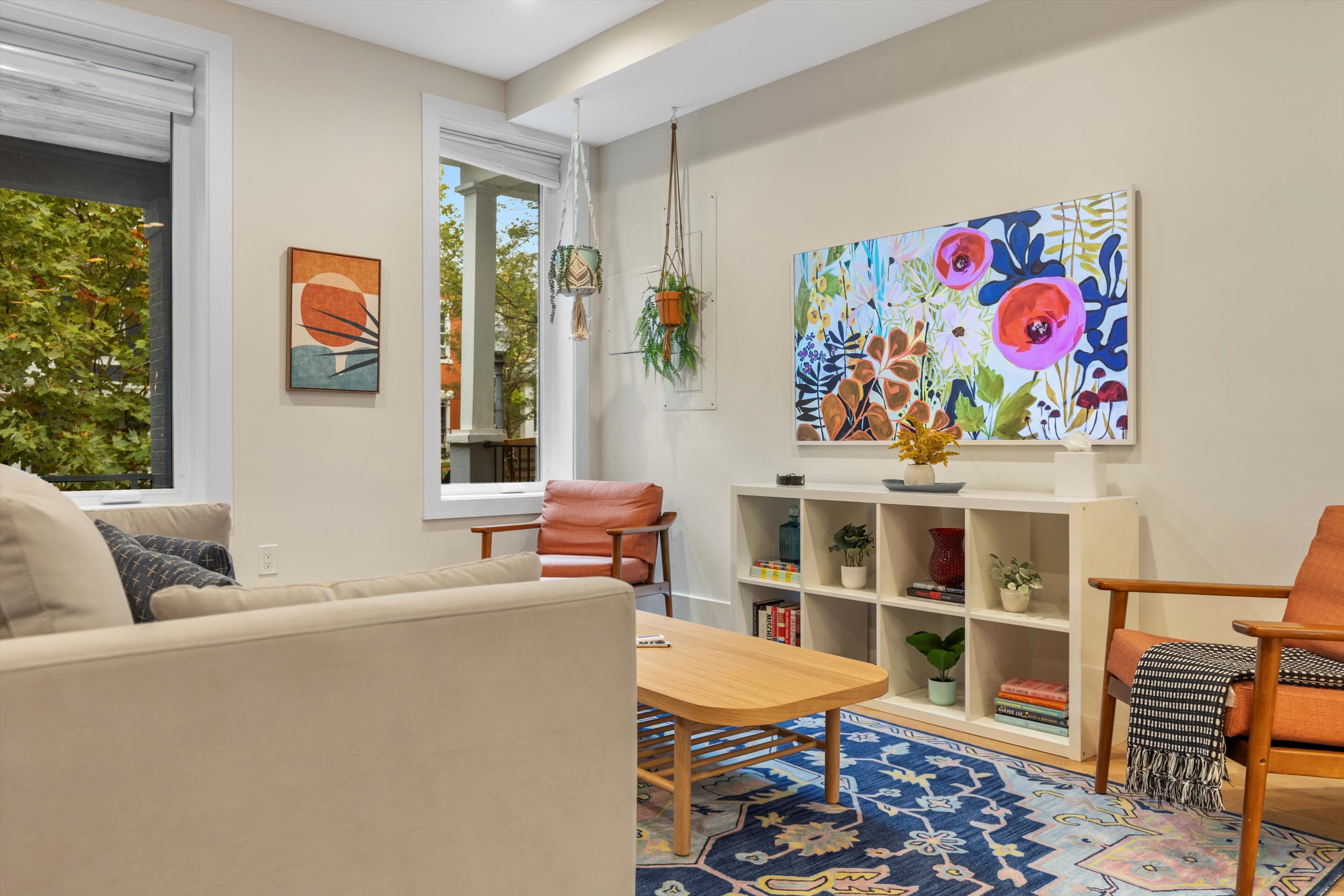 Central DC 5-BR Townhome - Walk to METRO-rail — Washington, DC — vacation rental