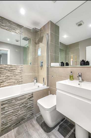 Penthouse Retreat | Rooftop Terrace & Sea Views in Bartholomew Road BN1 1JS - Property image 17 - VivreStays