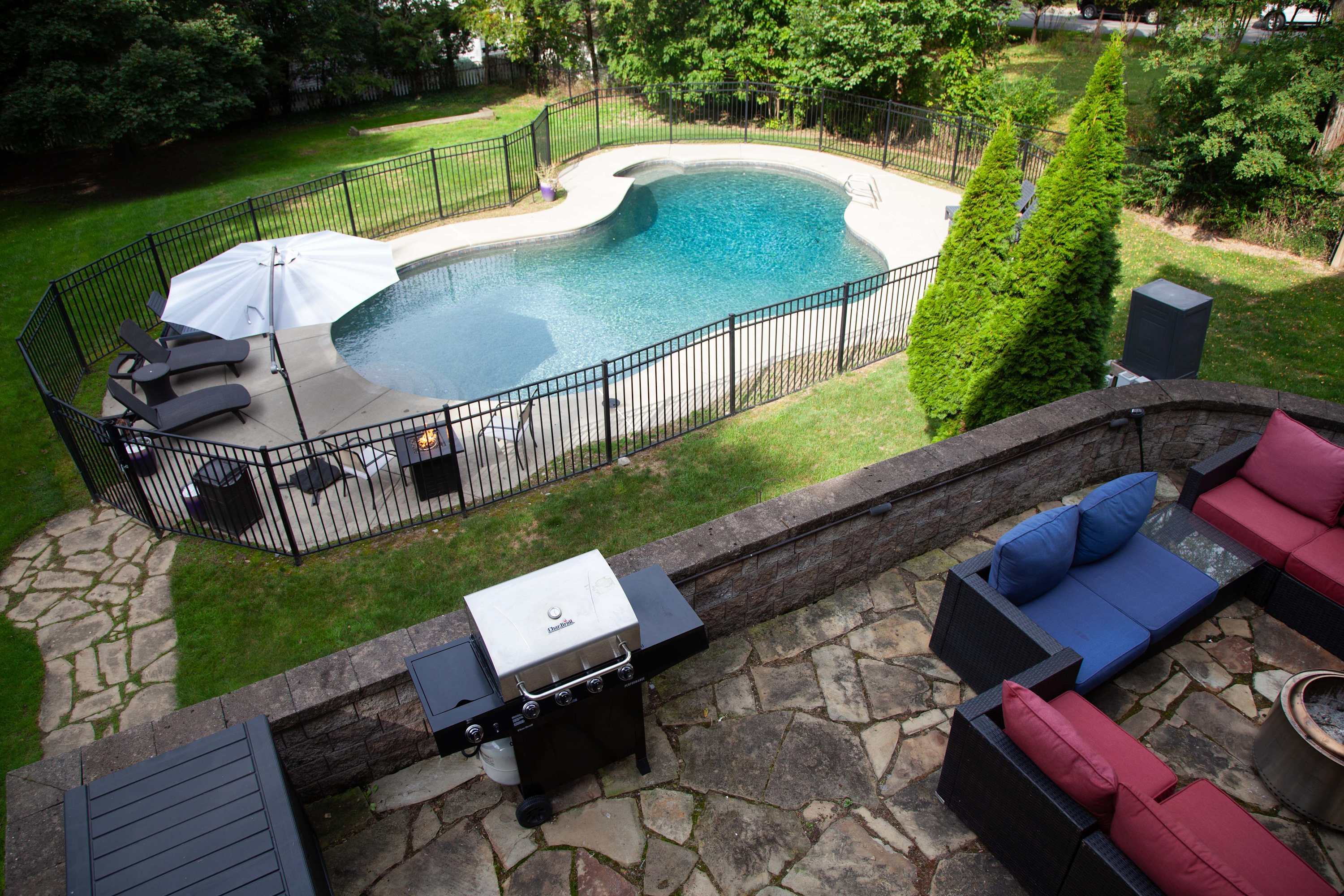 Lakeview on Main: Pool, Fire pit and views! - Photo 1