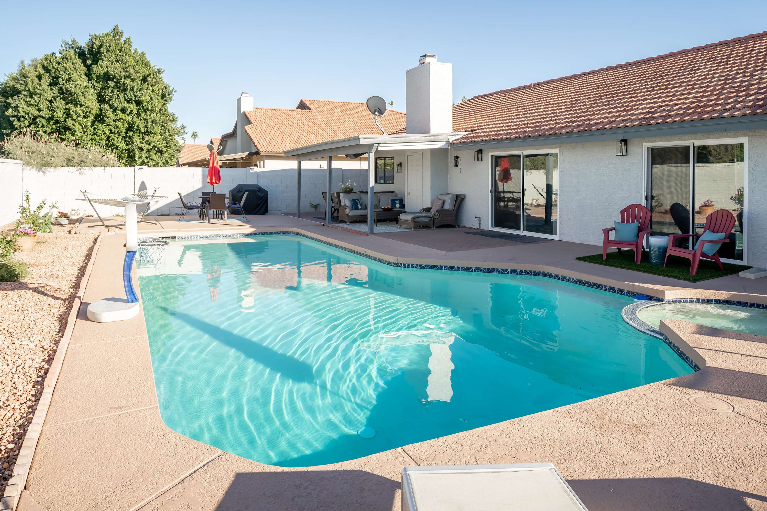 Fairbrook: Chic Design, Saltwater Pool w/ Hot Tub 3