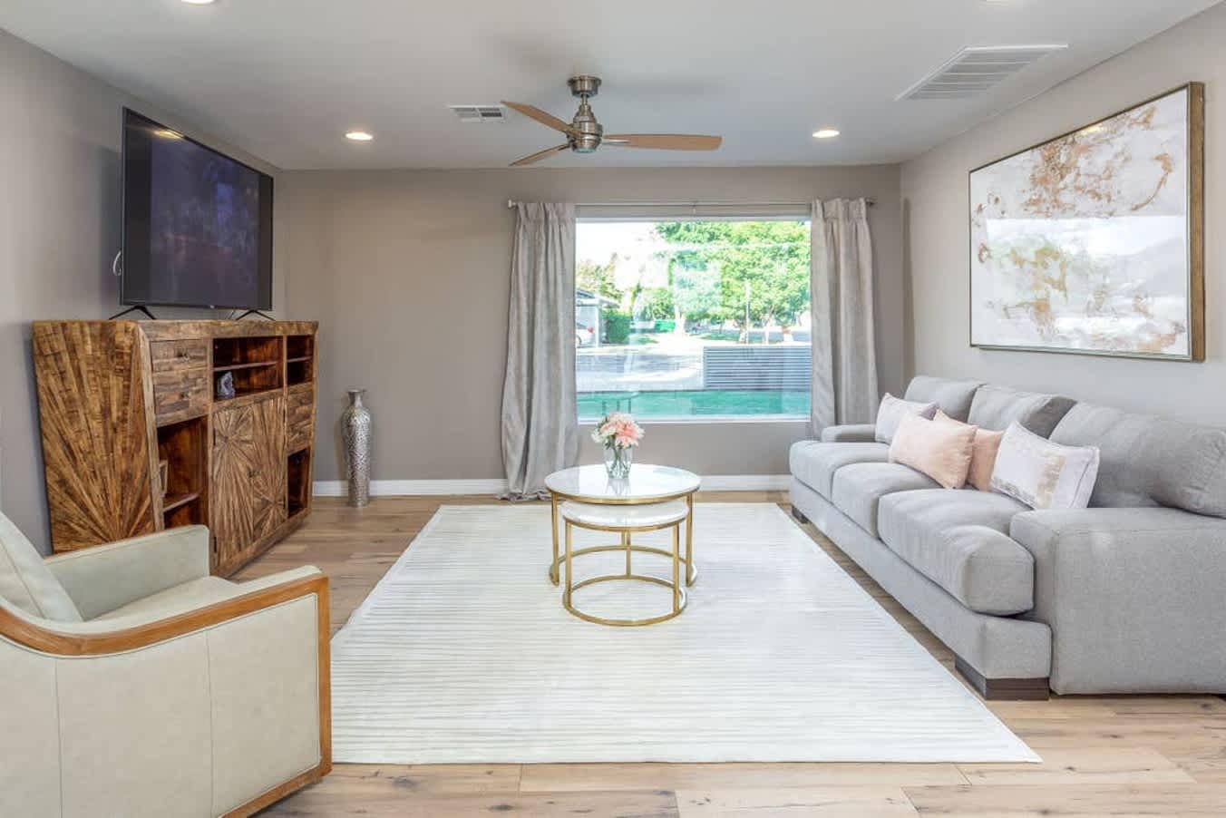 Modern Living, A Fav! Firepit, BBQ, Min to Airport 5