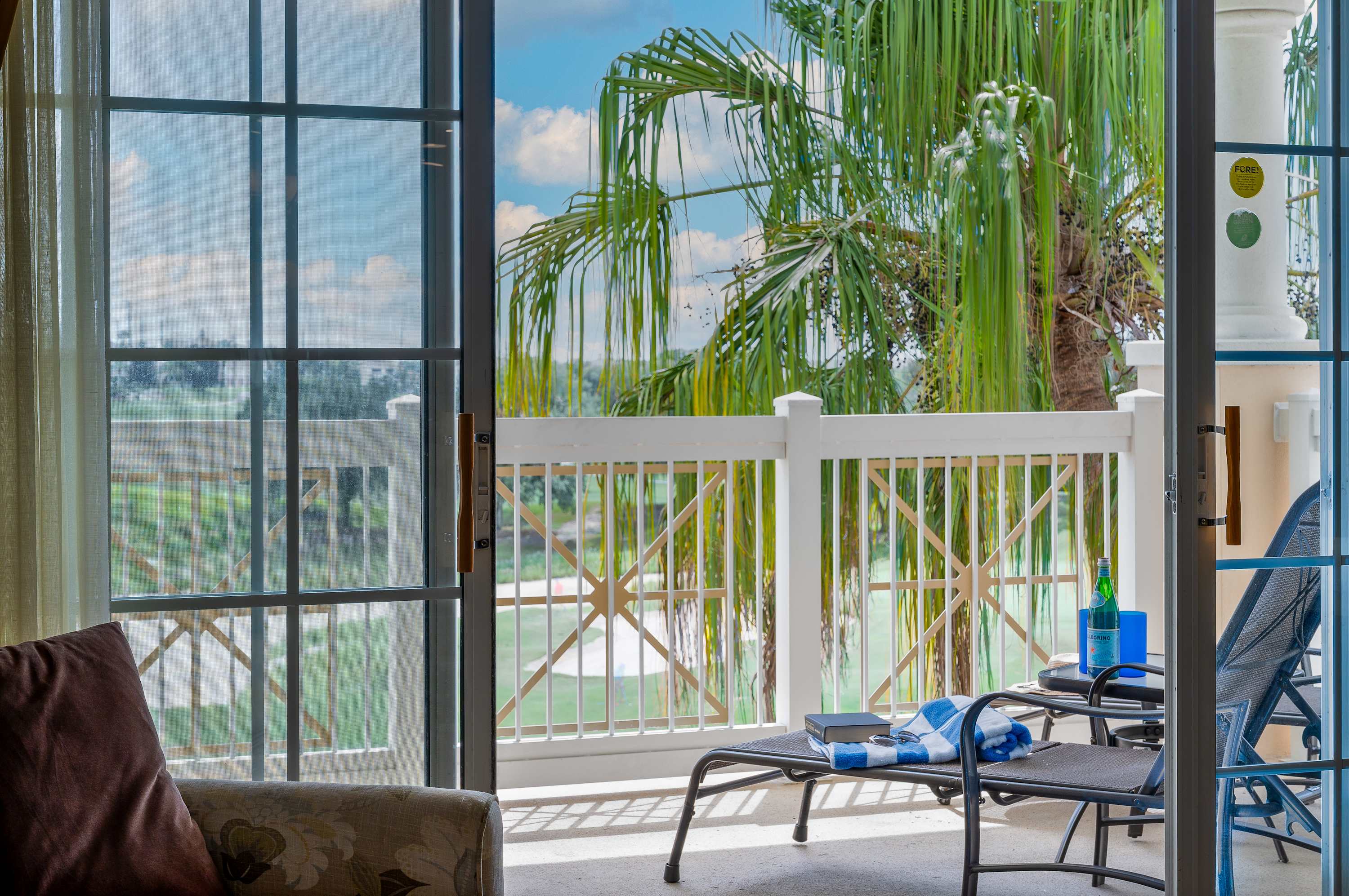 Condo w/ balcony & 12th hole golf view