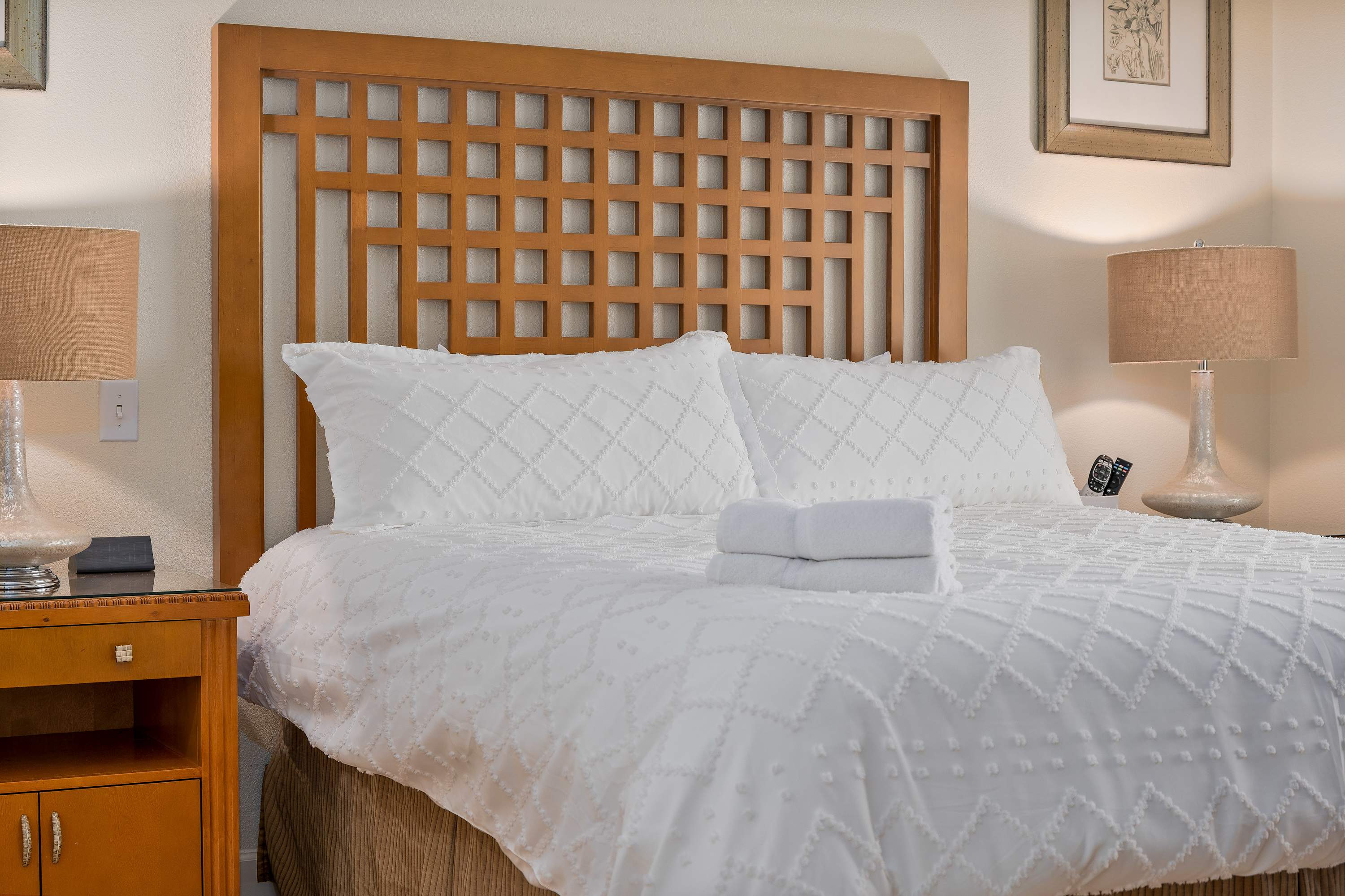 Condo w/ balcony & 12th hole golf view