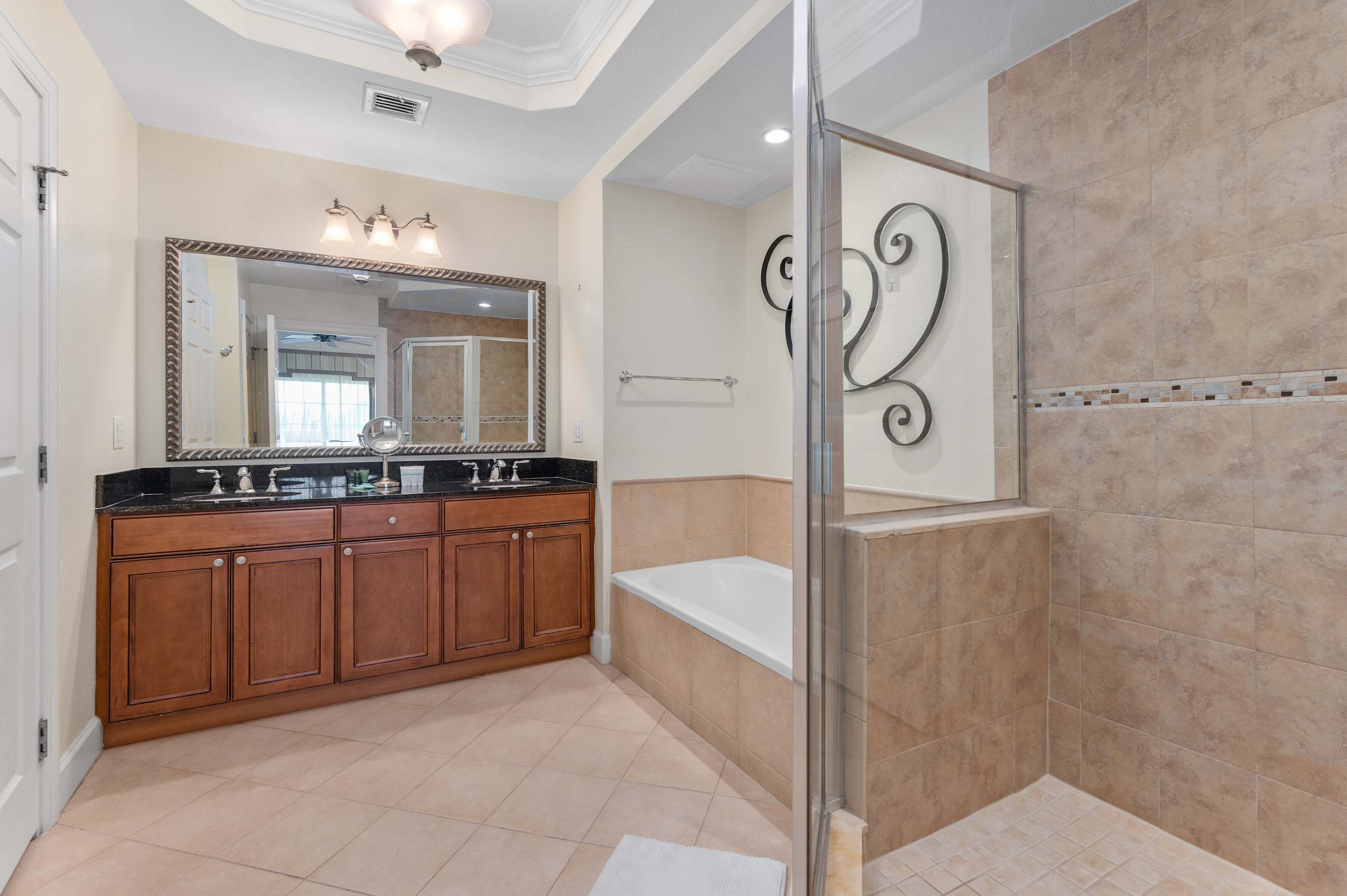 Condo w/ balcony & 12th hole golf view