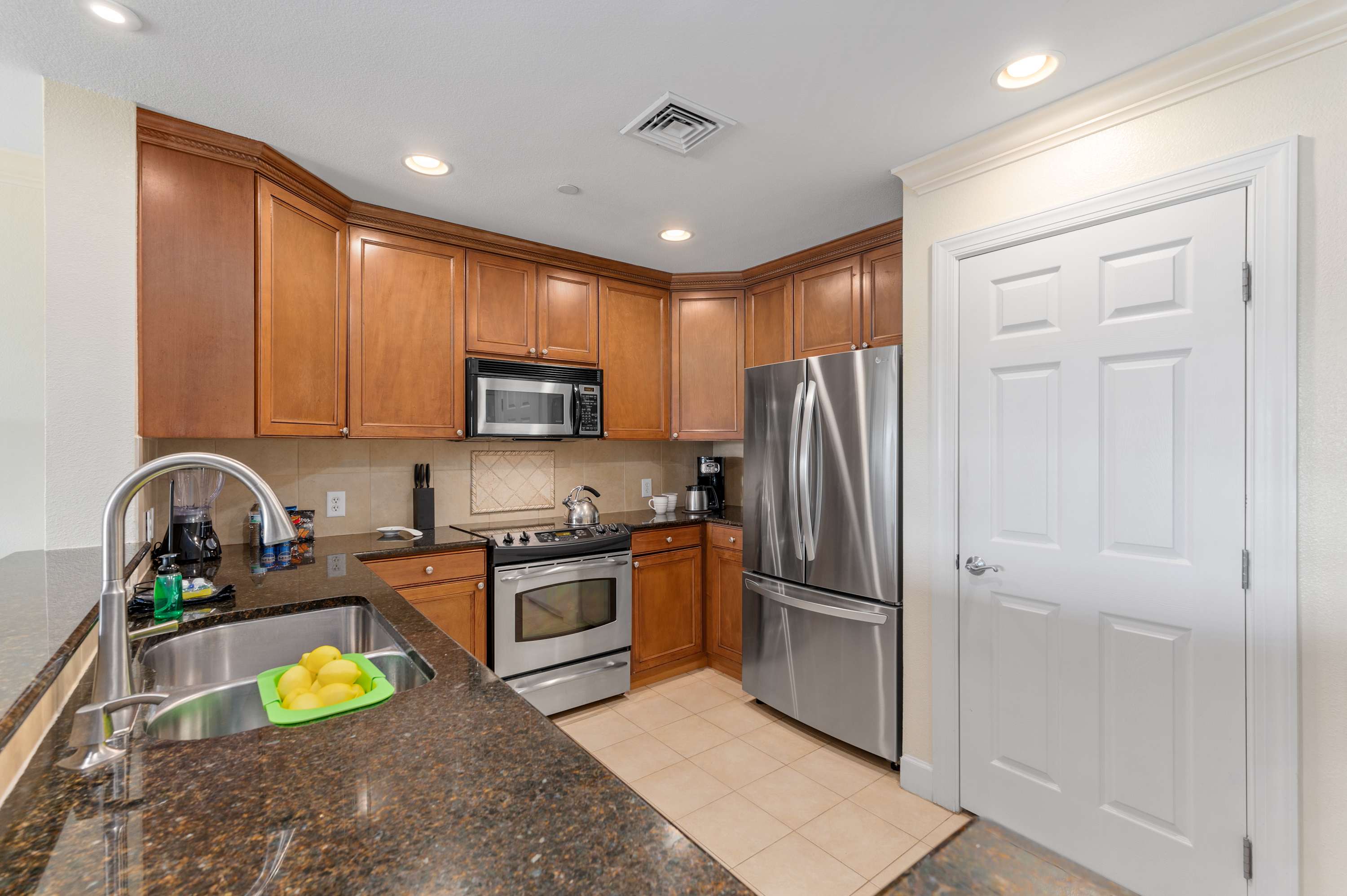 Condo w/ balcony & 12th hole golf view