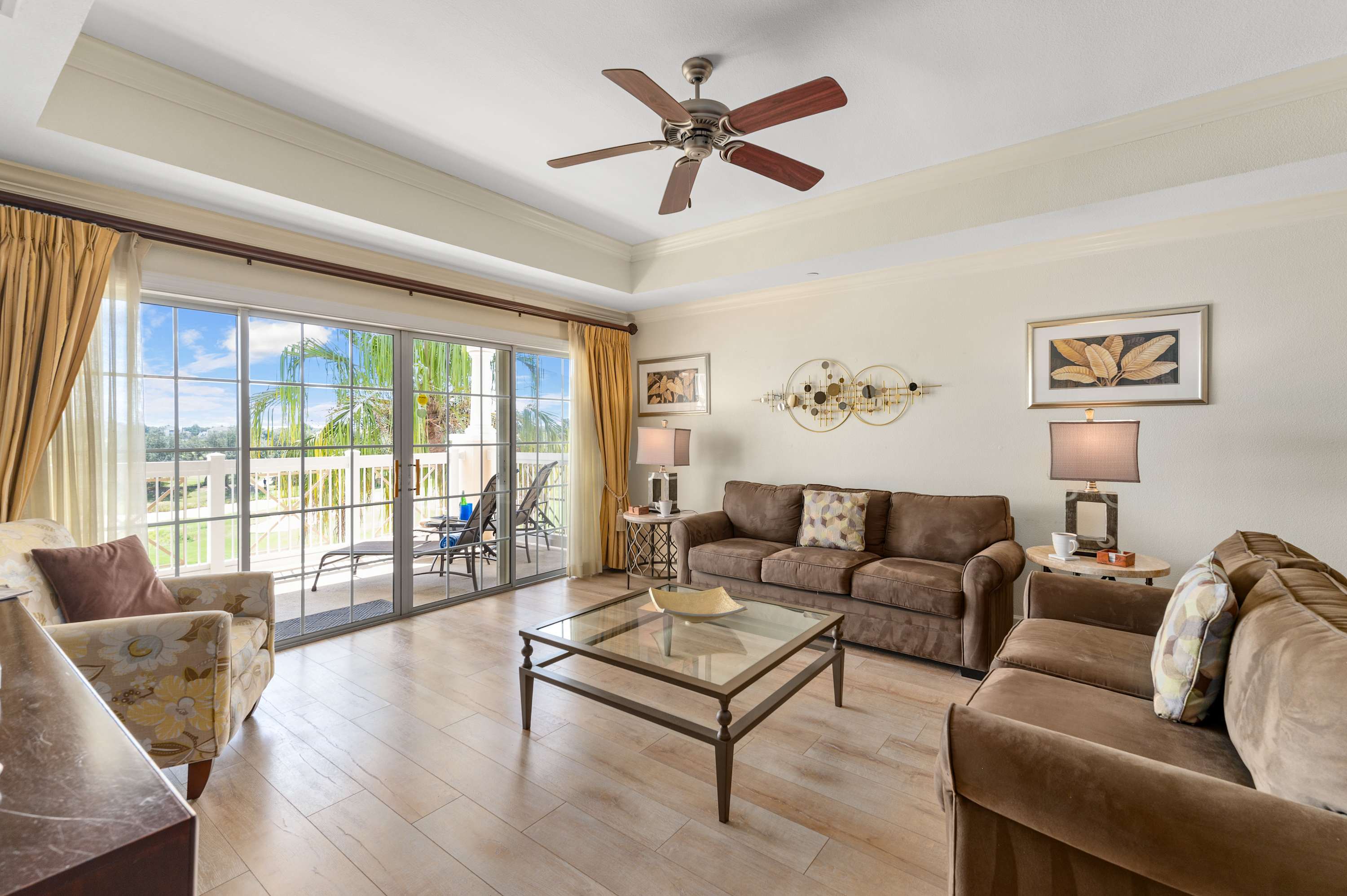 Condo w/ balcony & 12th hole golf view