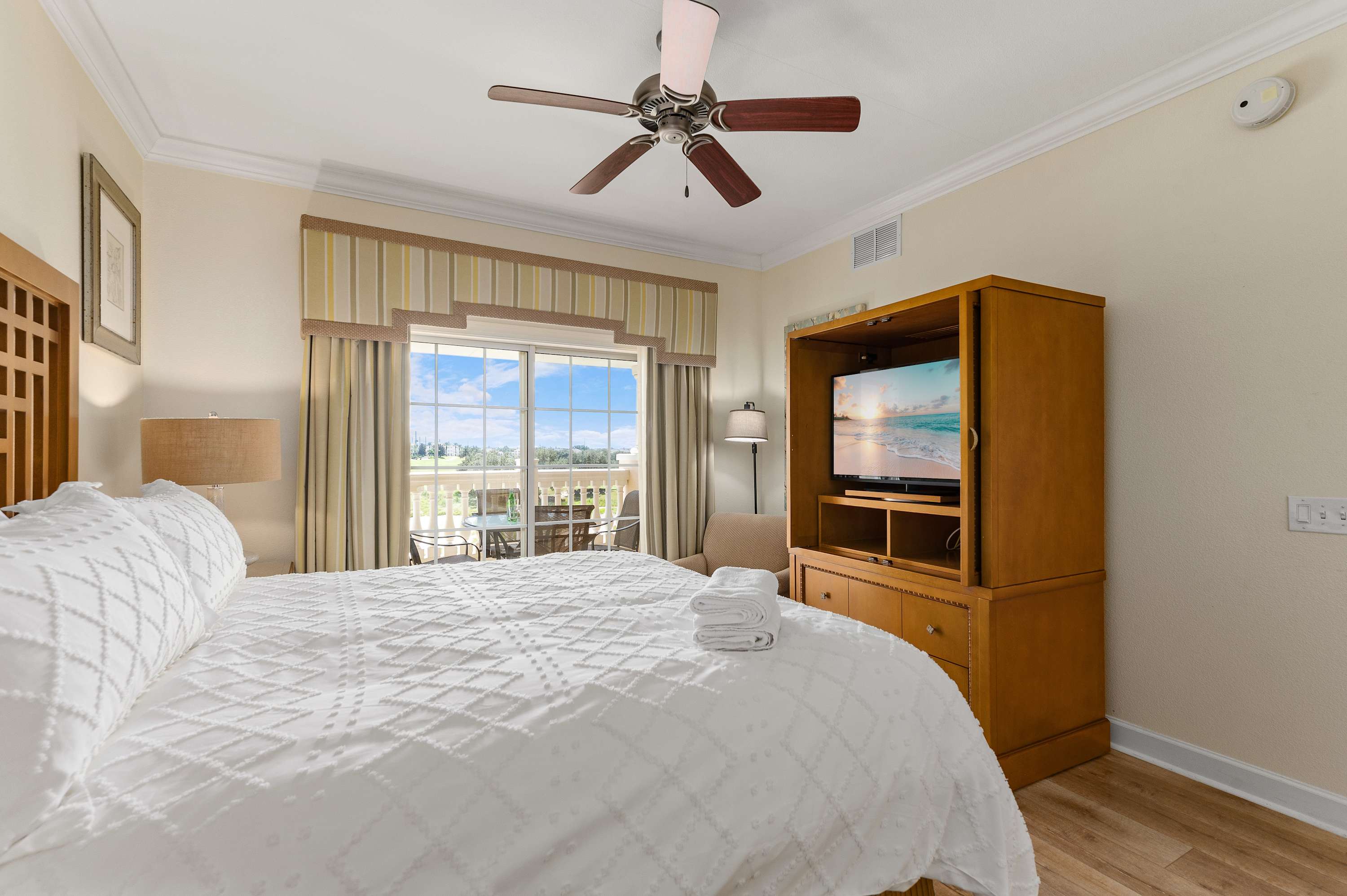 Condo w/ balcony & 12th hole golf view