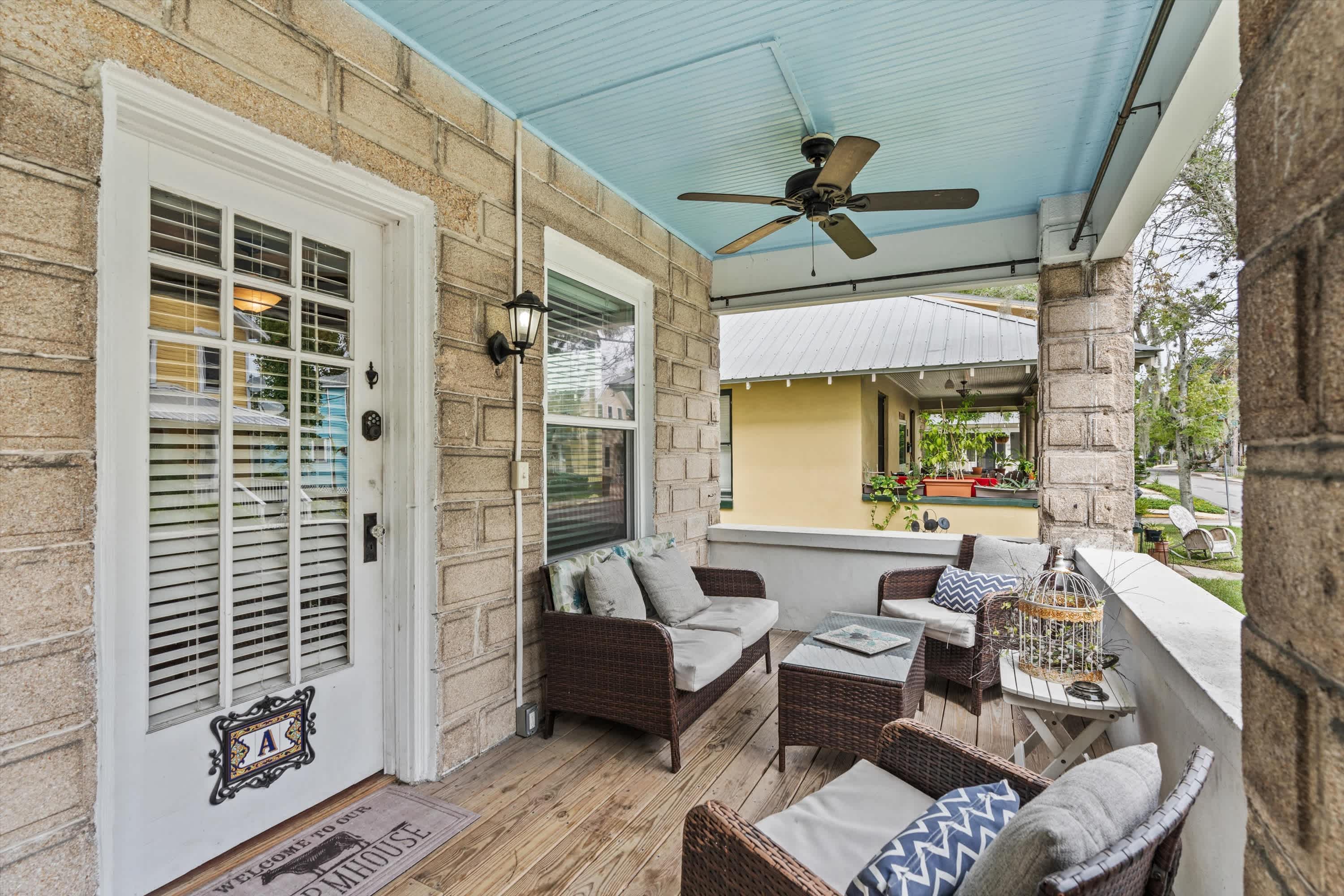 Fenced Garden Courtyard, Walk to Historic Sites in St. Augustine, FL