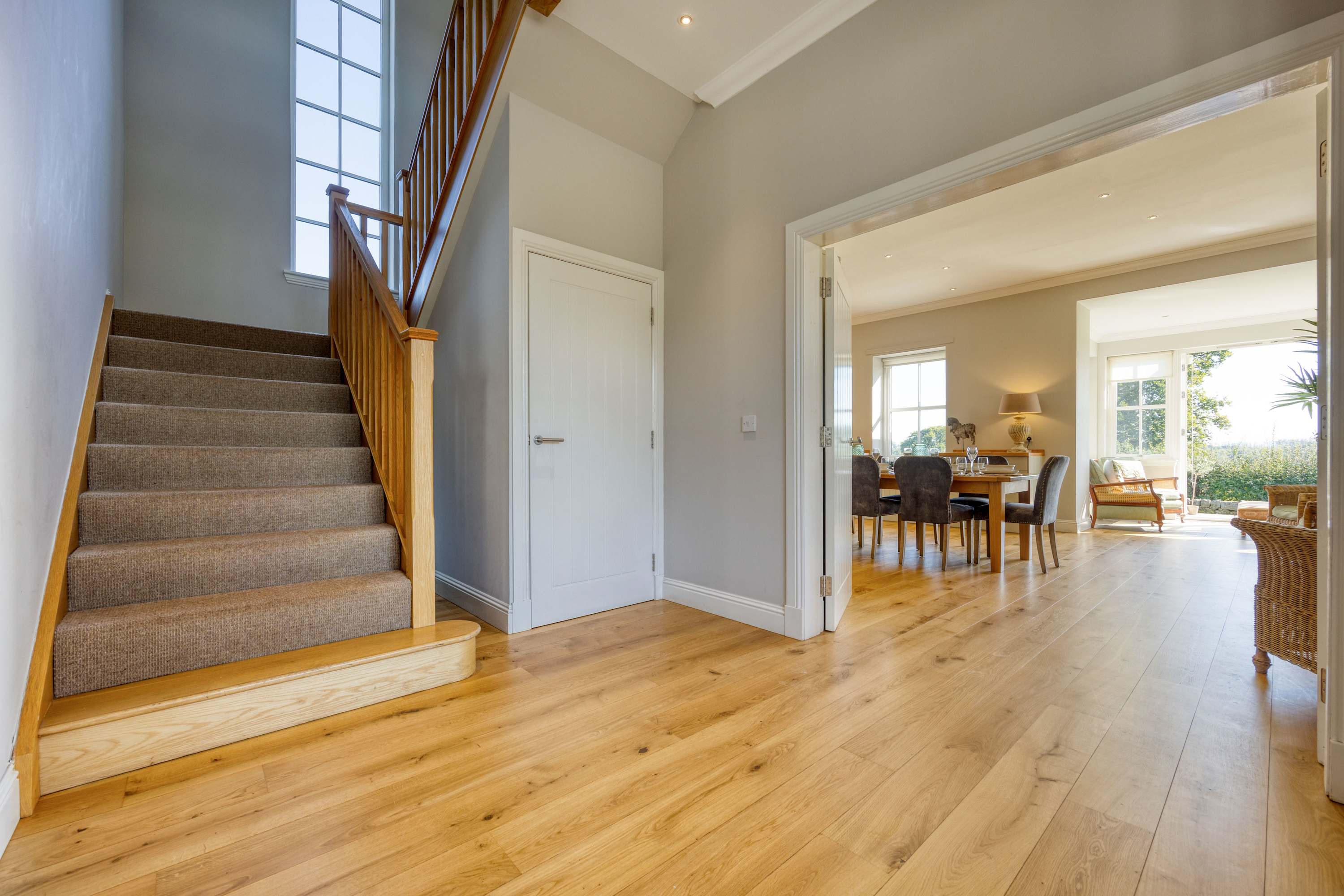 Farmhouse Retreat with Large Hot Tub in Drumcross Farmhouse, Drumcross Road PA7 5NU - Property image 15 - VivreStays
