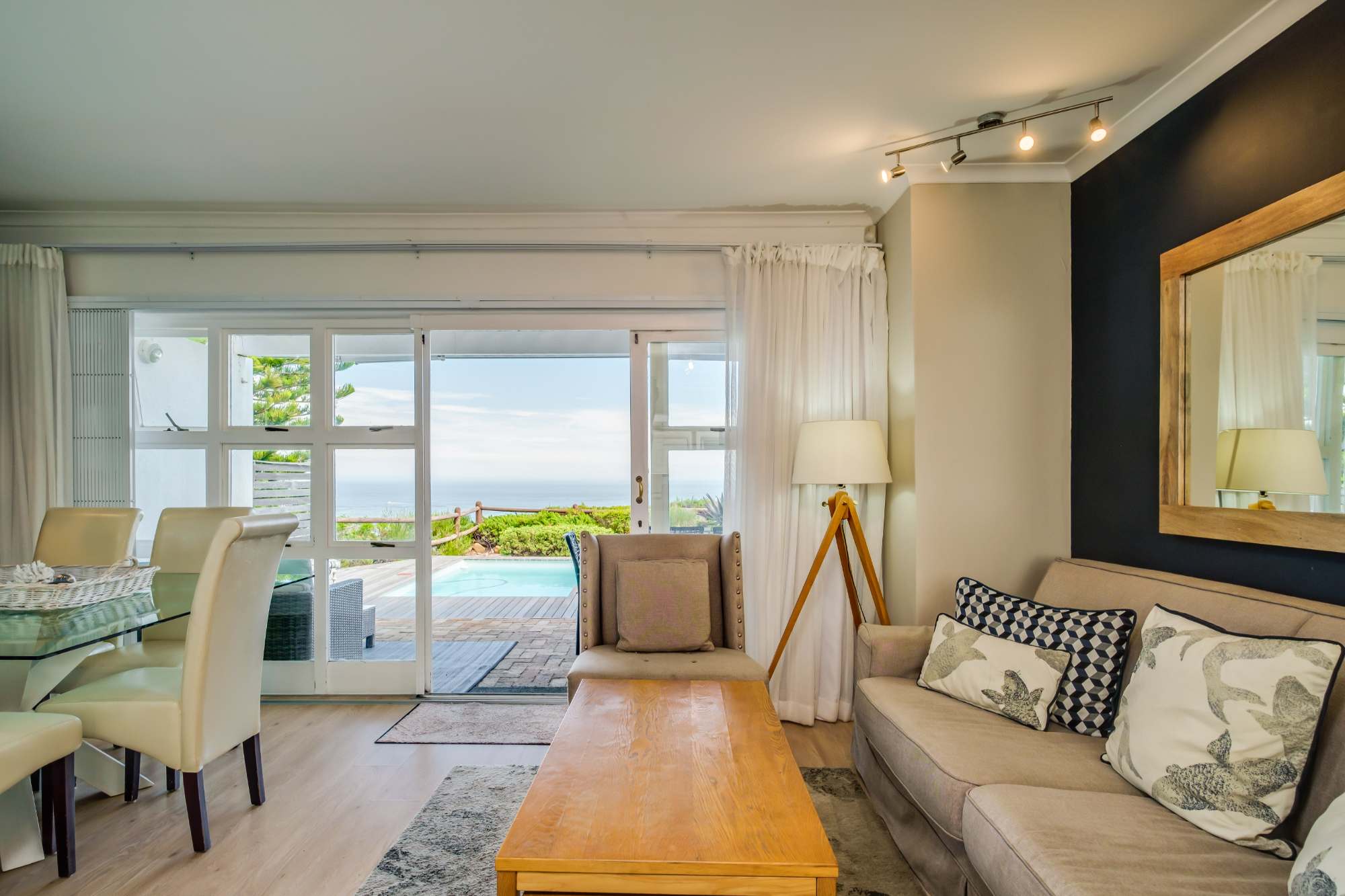 Home Away from Home w Ocean Views and Pool The Kestrel 10