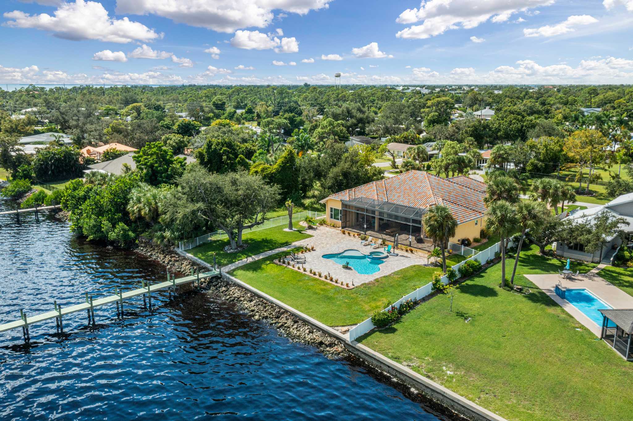 Peace River Waterfront Luxury Living - 5-BD w Pool — Punta Gorda, FL — vacation rental