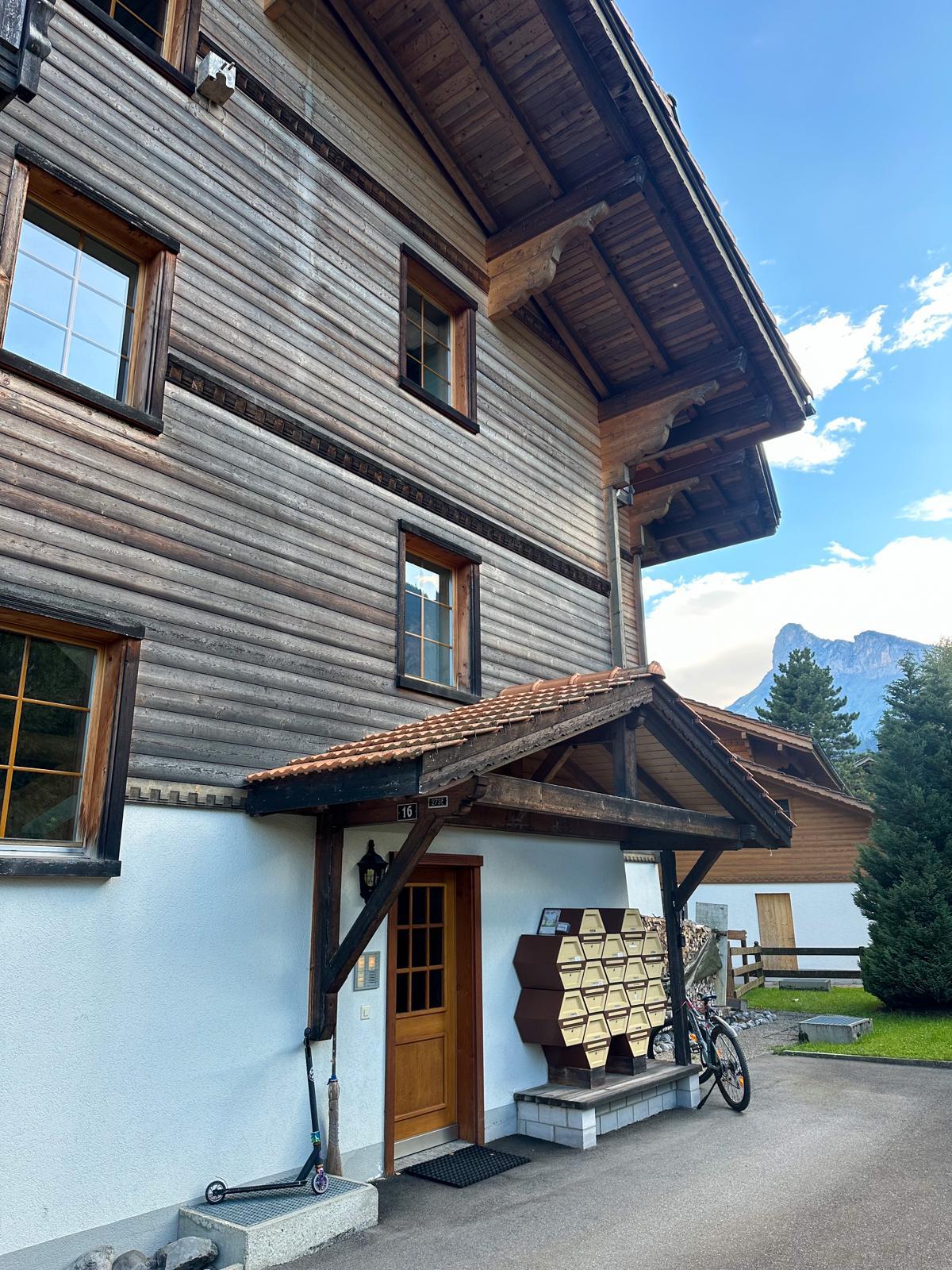 Alpine Balcony Retreat Near Kandersteg Station — Kandersteg, Bern — vacation rental