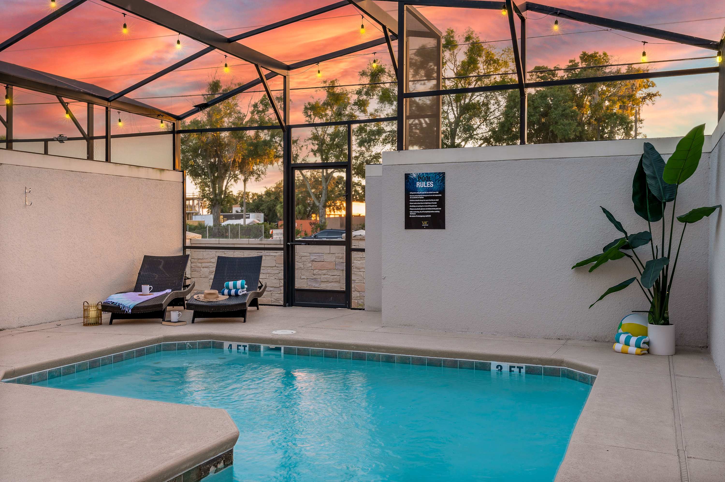 Townhome near Disney w/ private pool